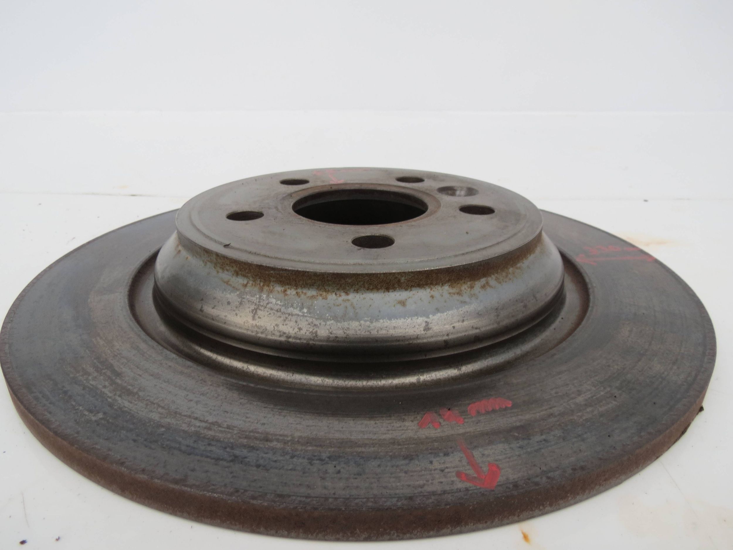 disc brake left rear part 330MM VOLVO V60 and S60 II (2013-2018)R.