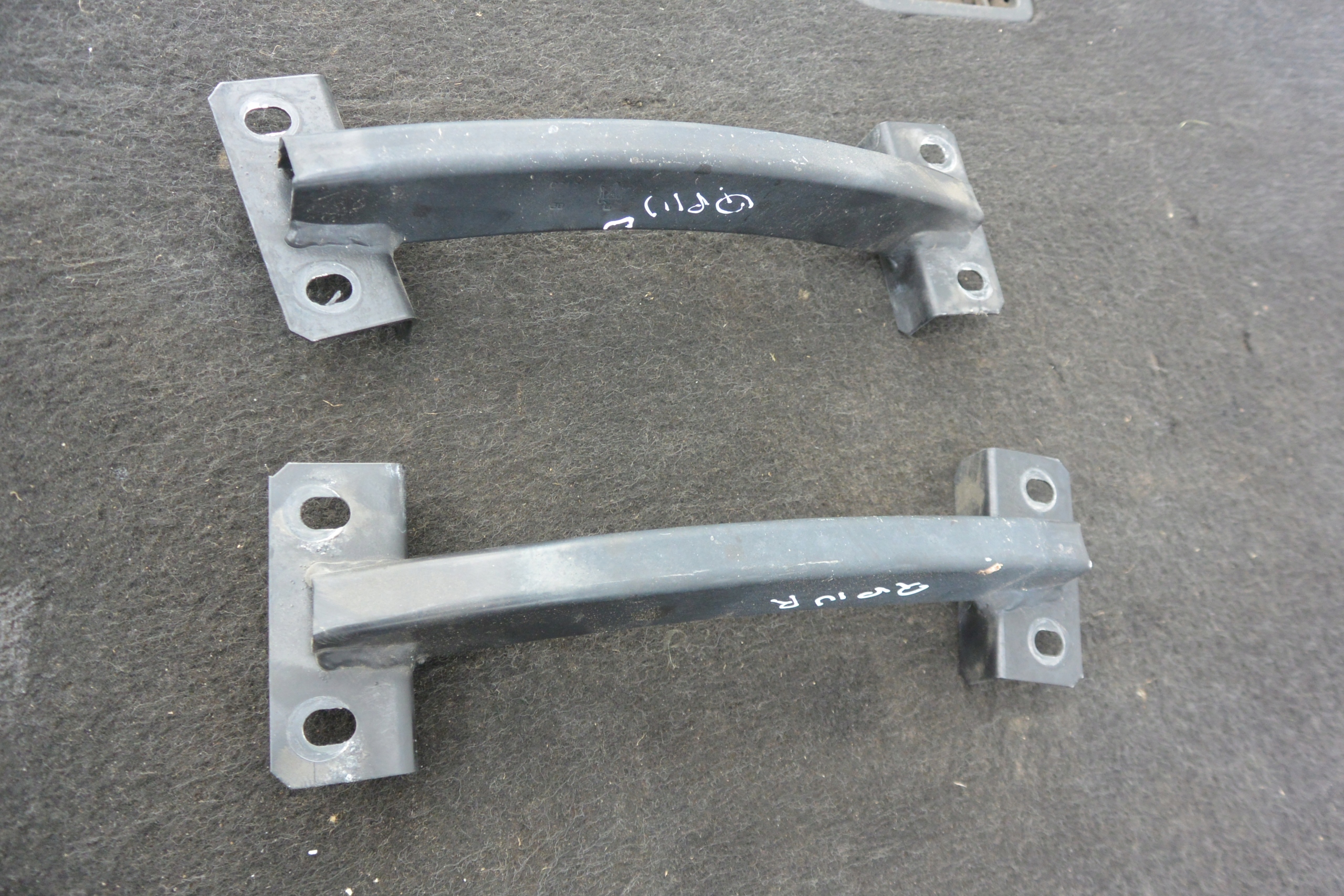 console supports KPL MASERATI QUATTROPORTE GHIBLI