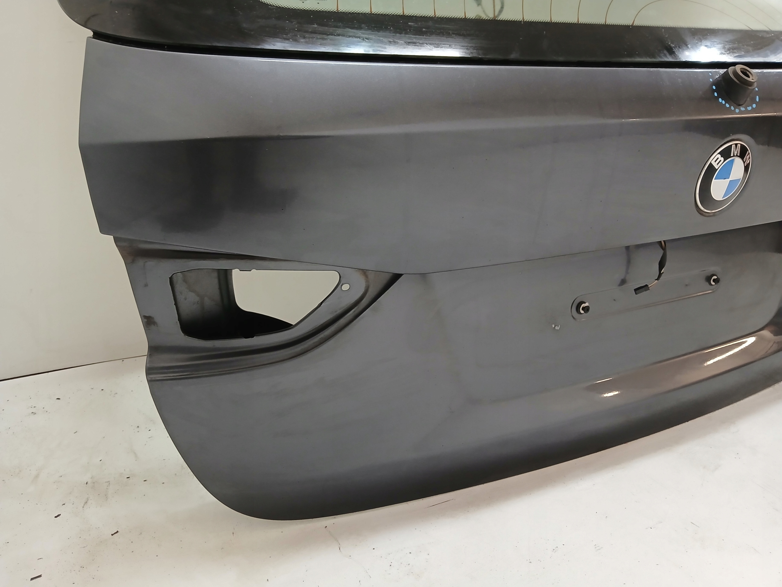 trunk door boot BMW X1 E84 B39 OE