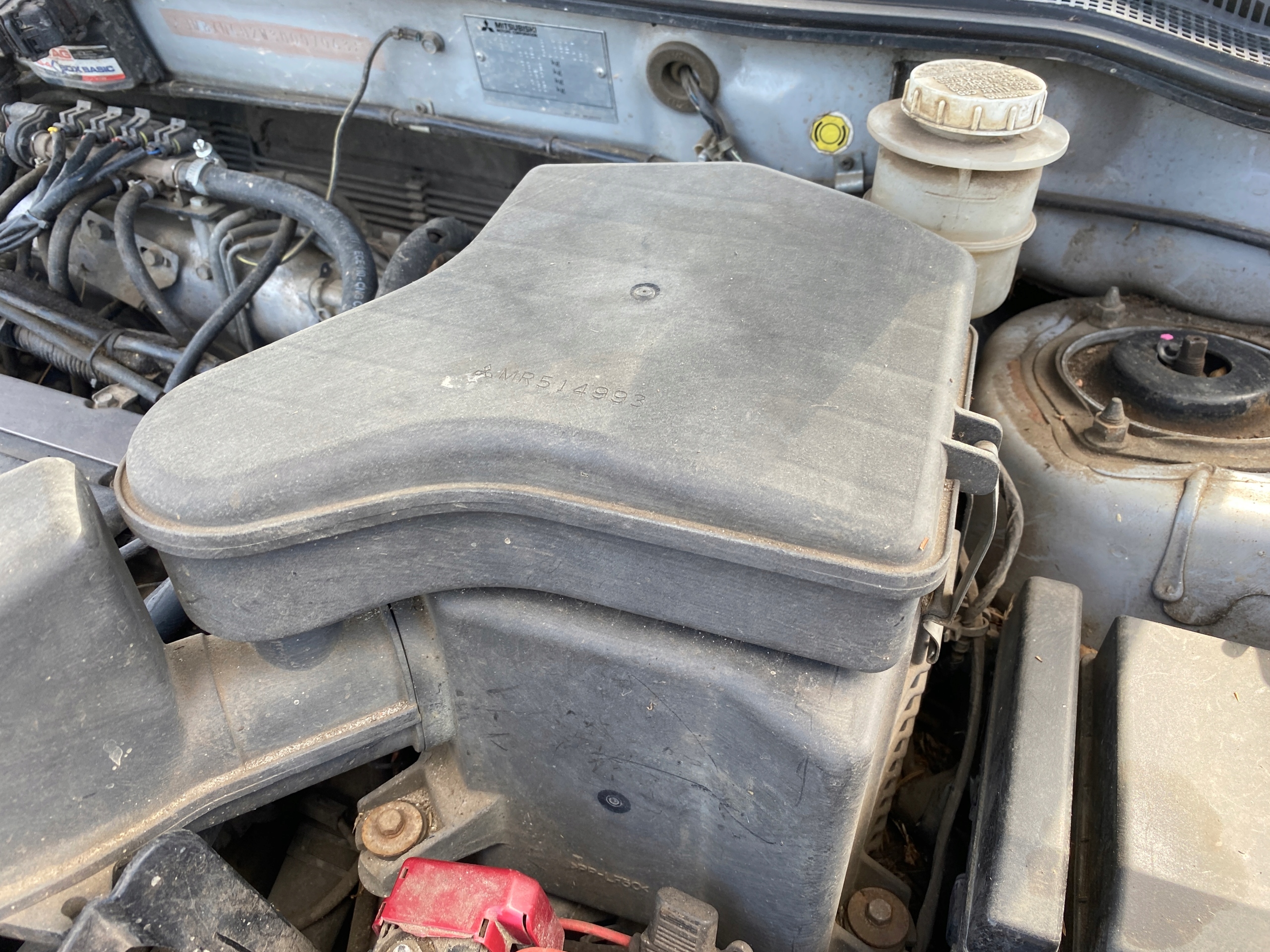 Gehäuse filter luft Mitsubishi Outlander 1 und 03-06 2.0 4WD