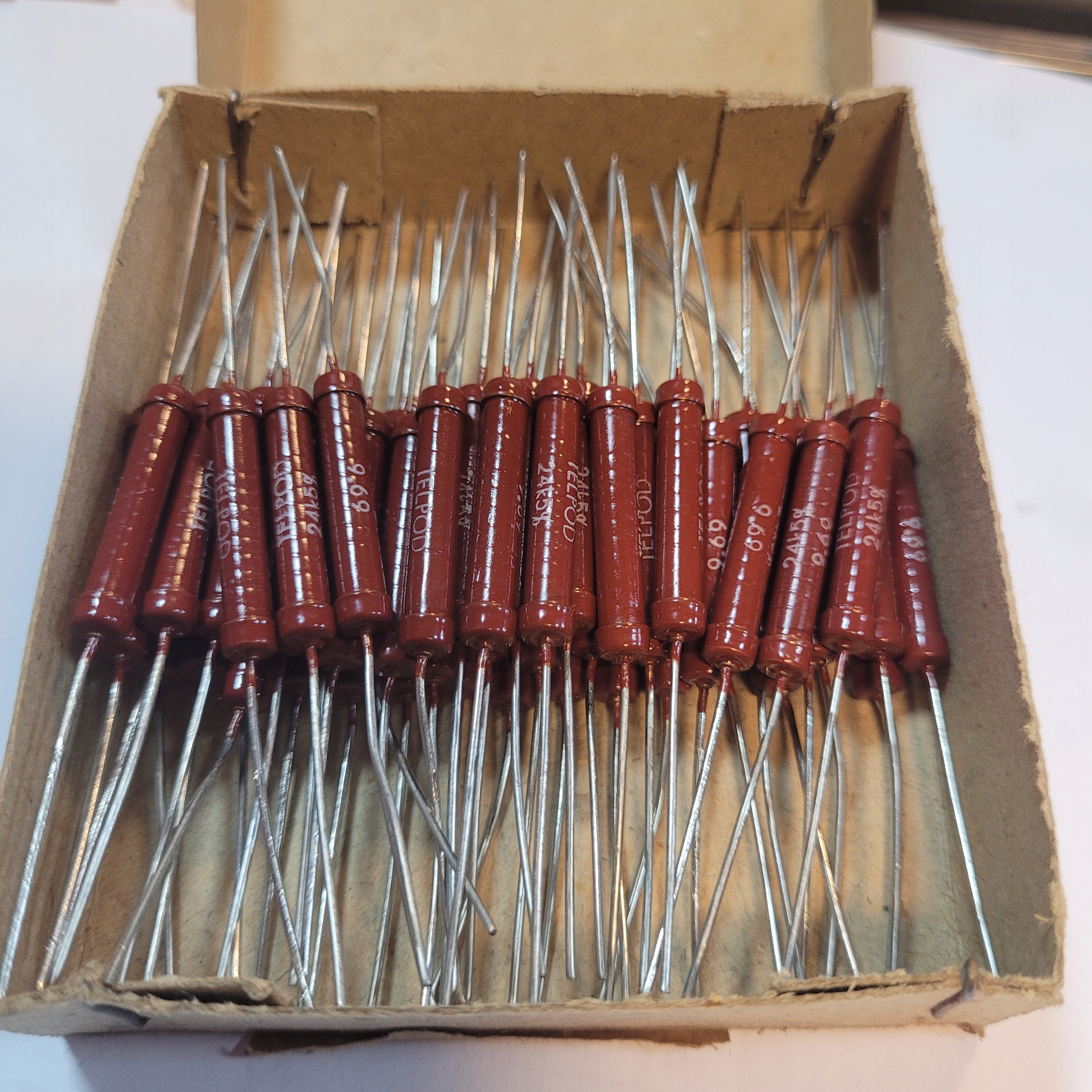 Opornik warstwowy OSW 222 Typ DA 0,5W 24OM TELPOD Kod producenta 11