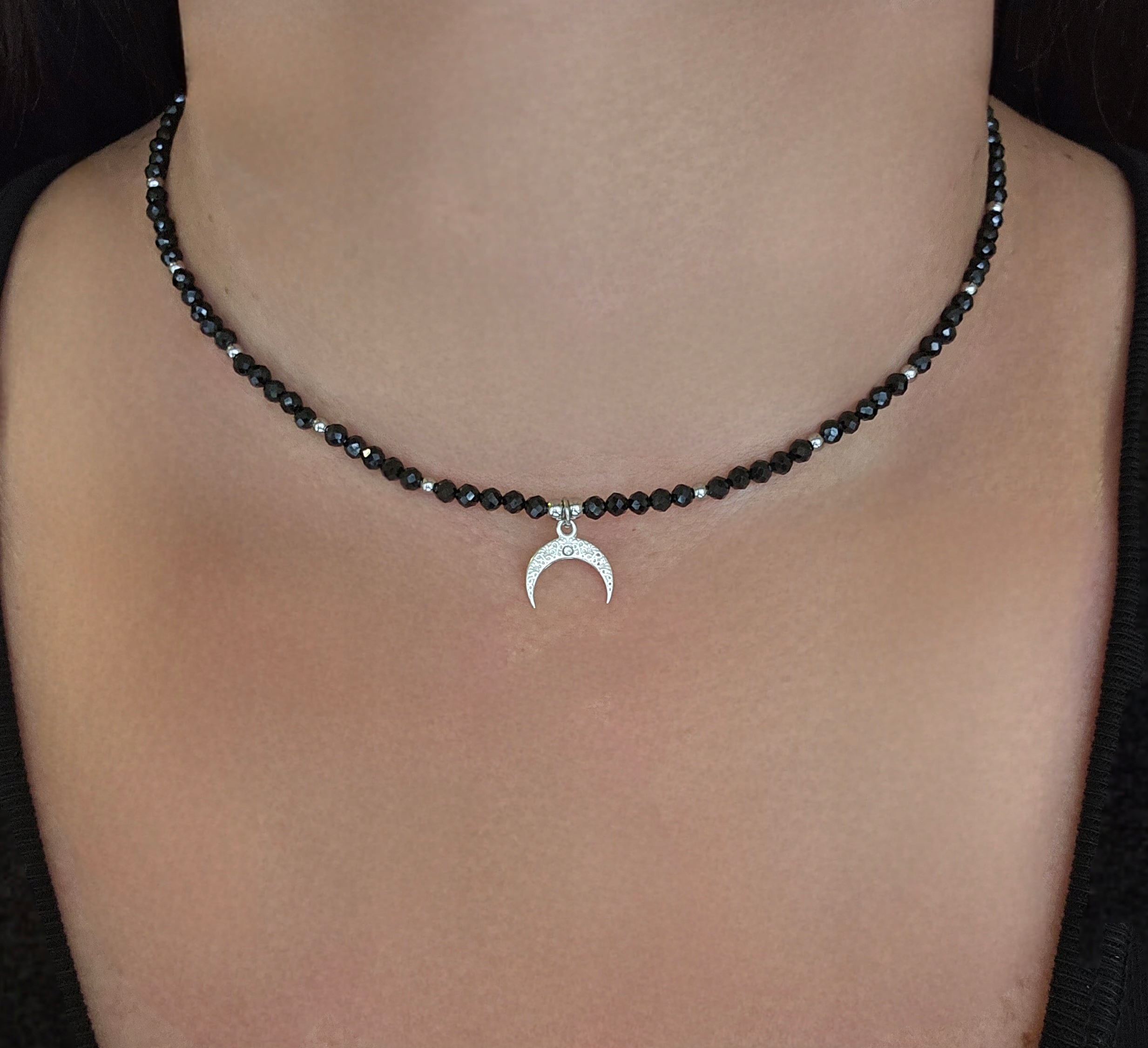 Naszyjnik Czarny Turmalin Srebrny Księżyc Lunula