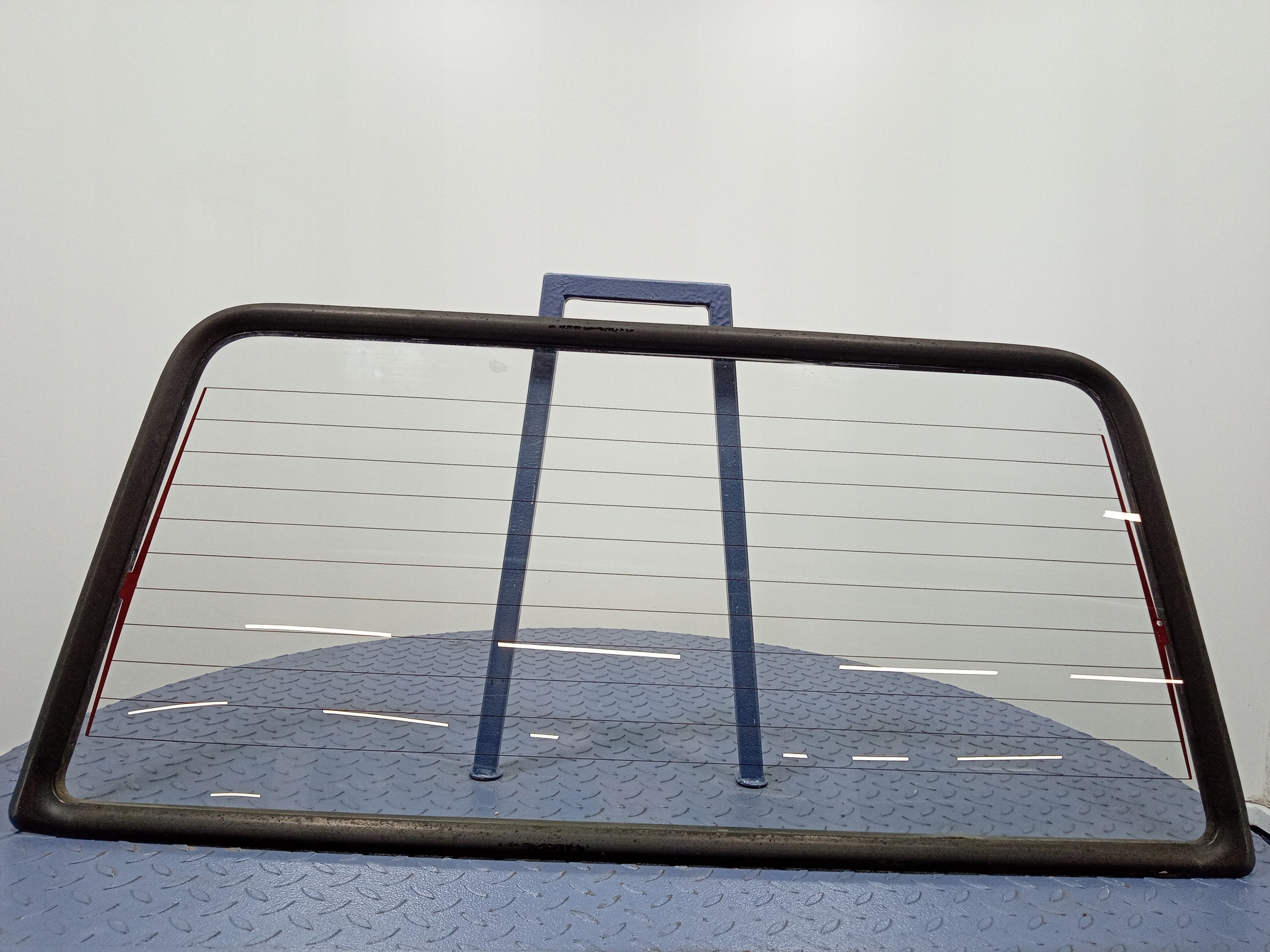 DAIHATSU ROCKY СКЛО ЗАДНІ ДВЕРІ ЗАДНІ