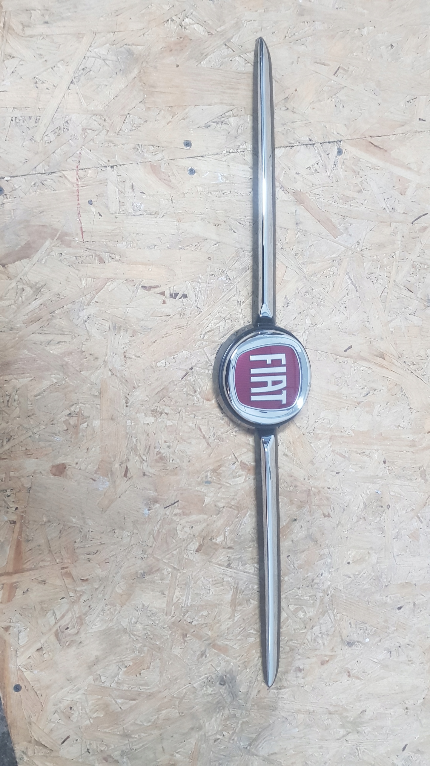 FIAT 500 рестайлинг решетка радиатора передний перед