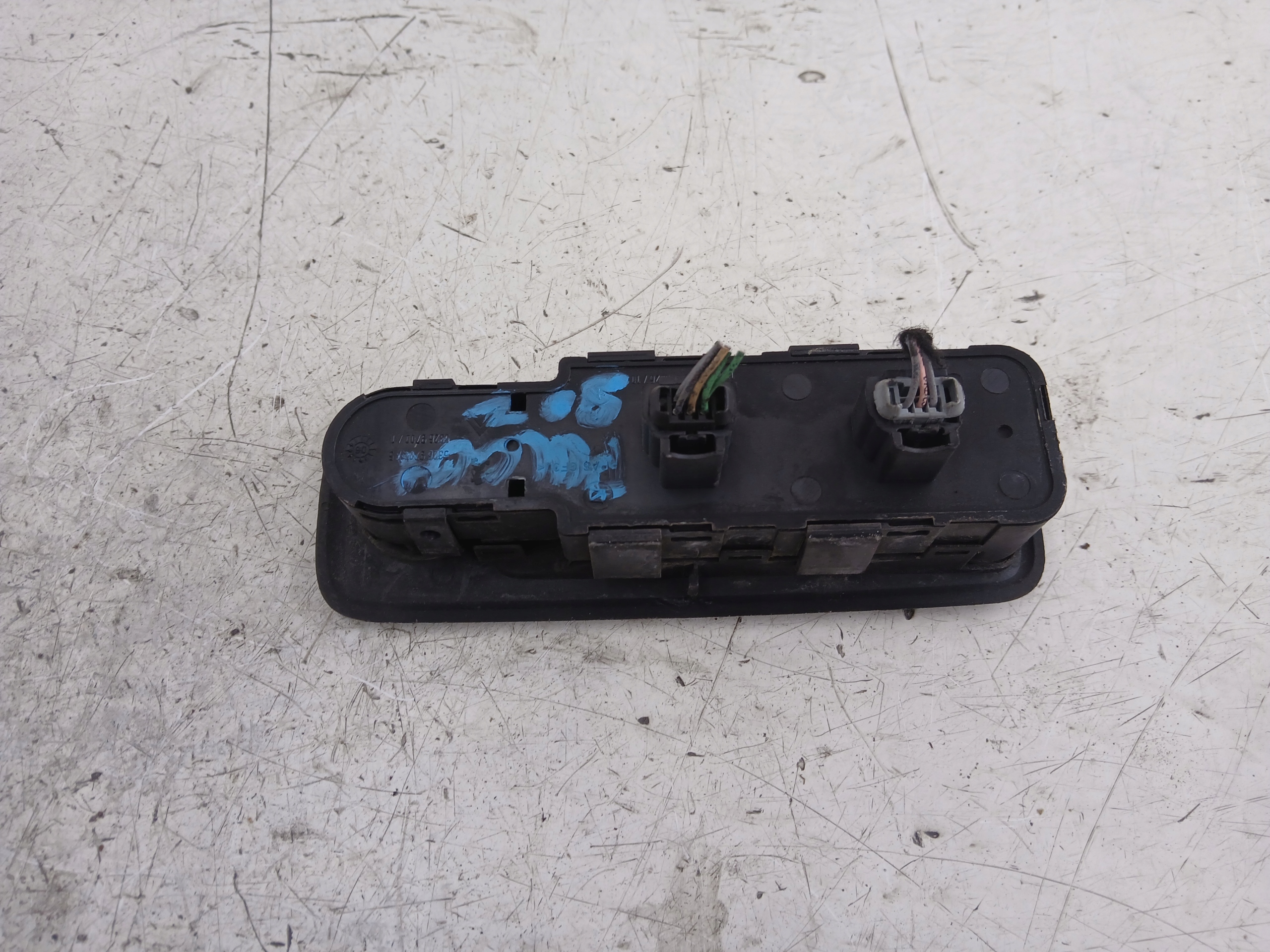 PEUGEOT 807 CITROEN C8 a PANEL okna levý předek 14996390XT
