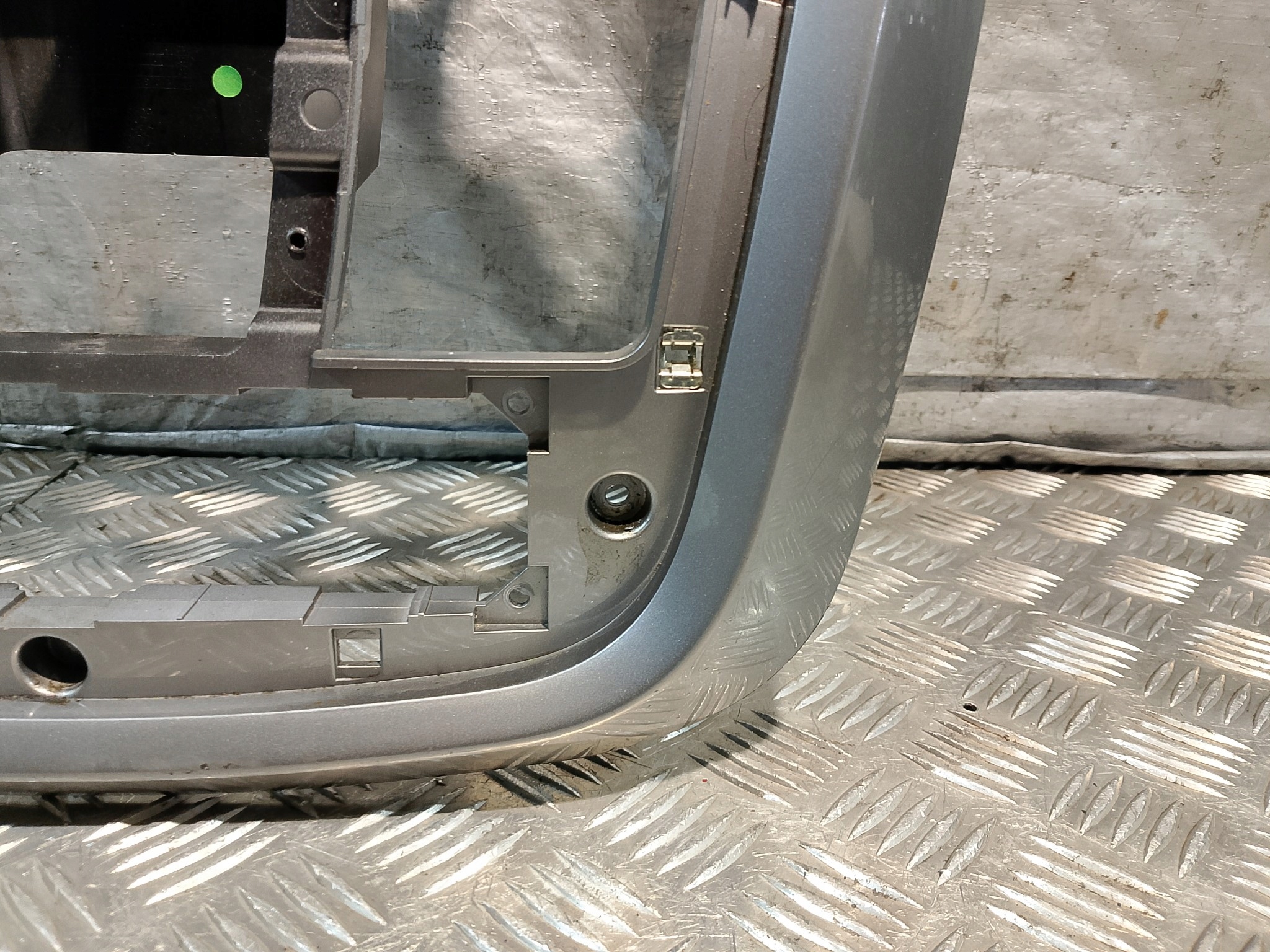 cover PANEL central console IVECO STRALIS 460 E6 504309992