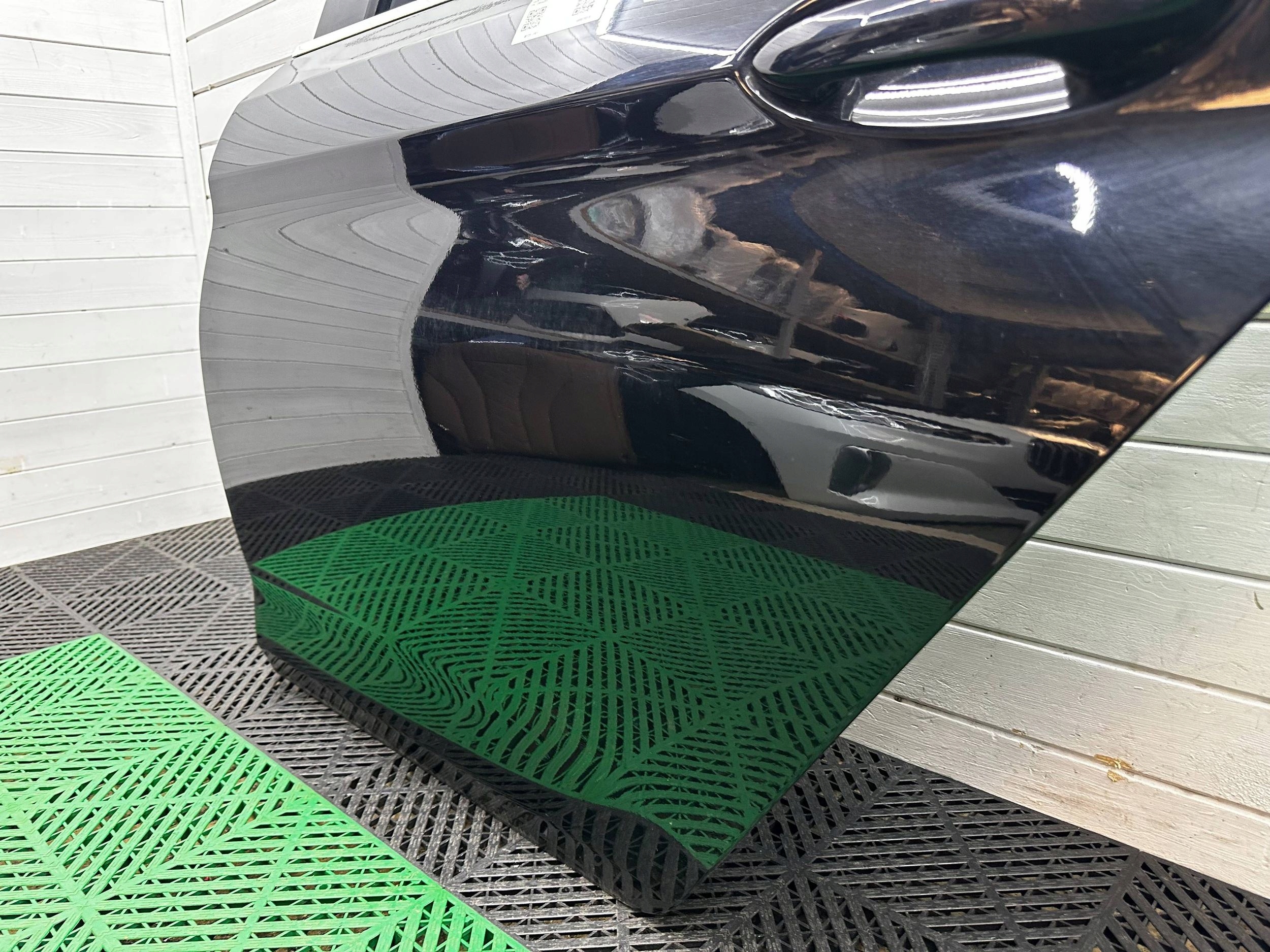 door rear. rear part side left BMW 5 G31 colour 475