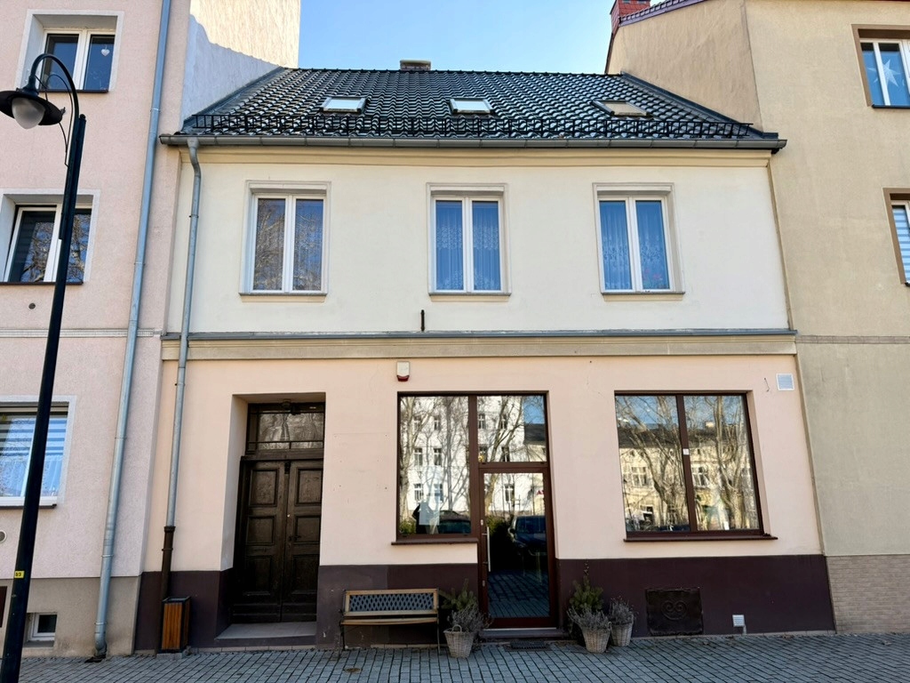 Dom, Strzelce Opolskie, Strzelce Opolskie, Strzelecki, 270 m²