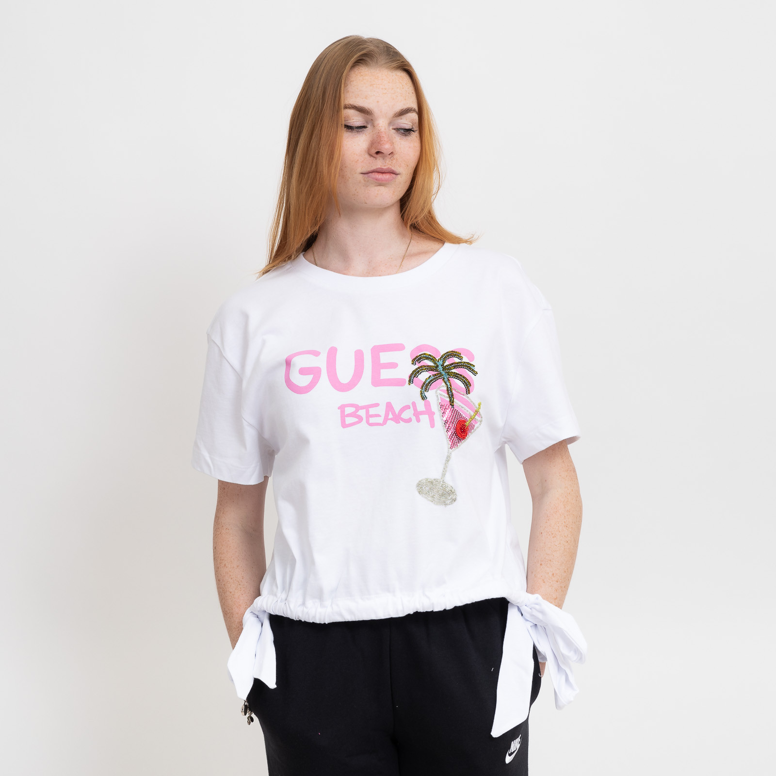 Dámské triko Guess ss nodo crop tee