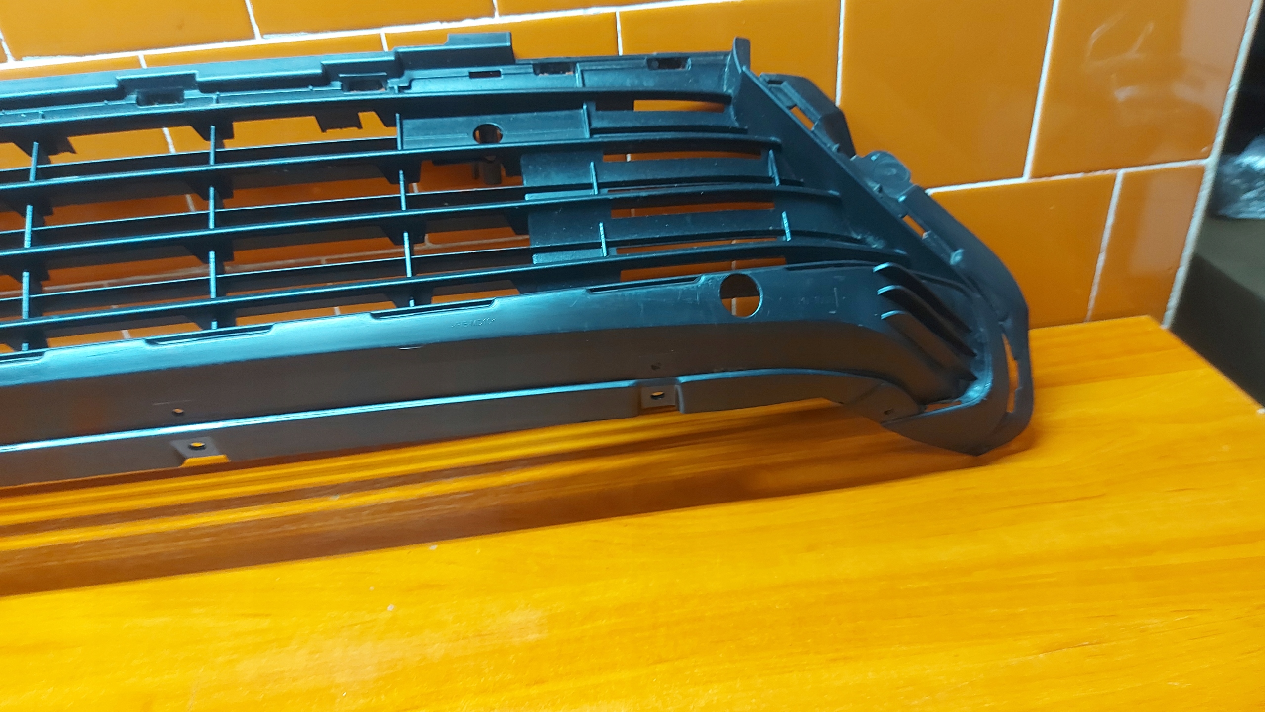 grid of a bumper central front front TOYOTA PROACE CITY OPEL COMBO E 18