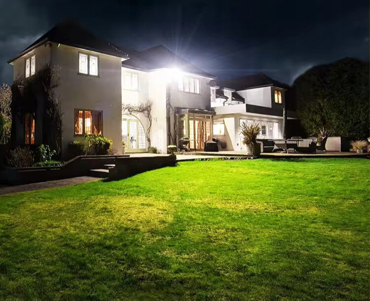 HALOGEN LED 100W REFLEKTOR NAŚWIETLACZ ZEWNĘTRZNY ROBOCZY MOCNY 9000lm IP66 Źródło światła LED