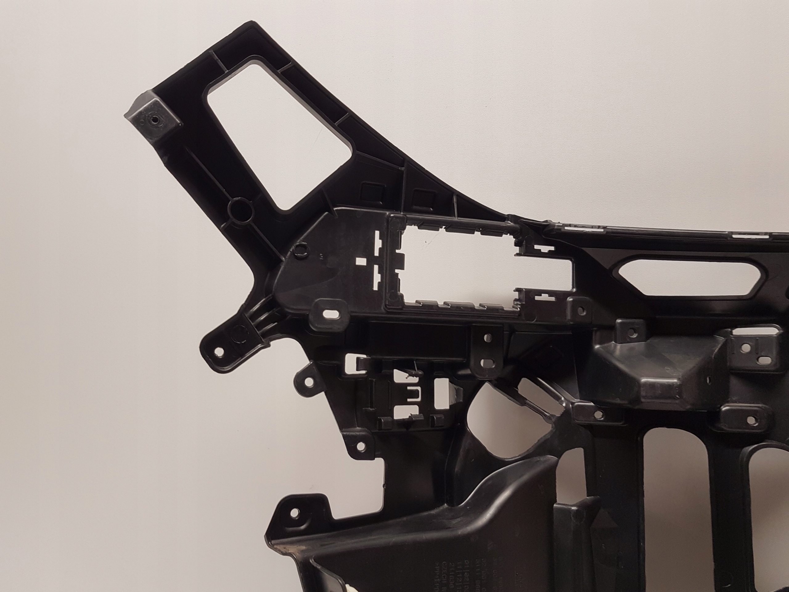 bumper bracket left front BMW X1 U11 9883583