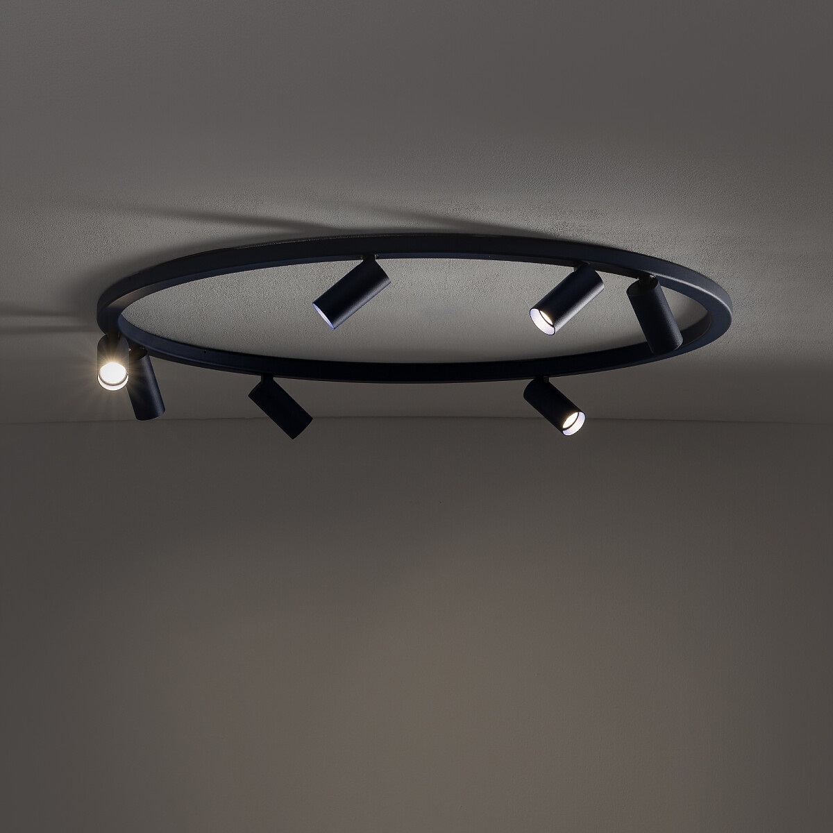 Interiéru! Fourty Round tmavomodrá okrúhla lampa 7 spotov