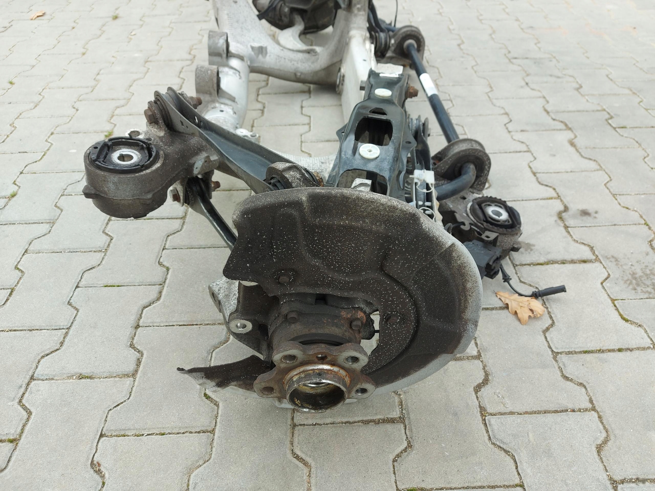 BMW G05 X5 3.0d 2019r Achsträger rechts heck hinten