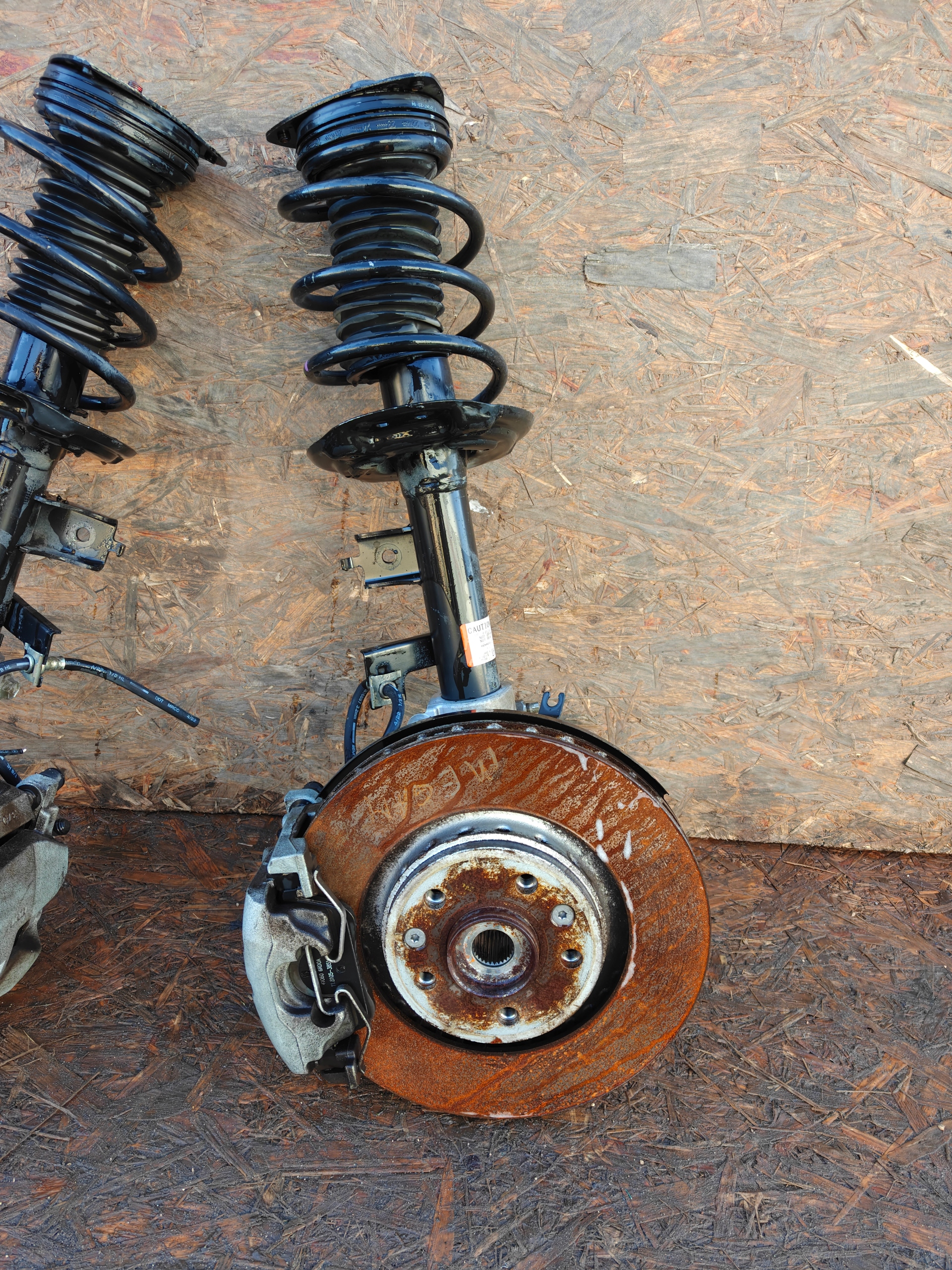 shock absorber left swing left RENAULT MEGANE V E-TECH 543037546R