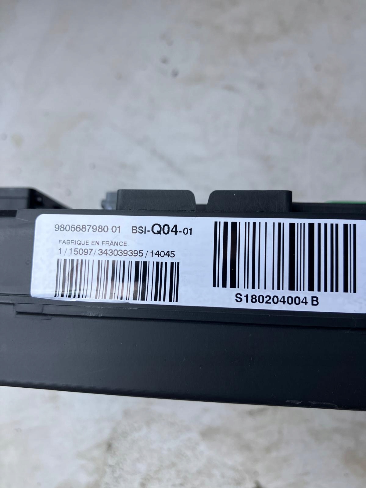 modulo BSI Q04-01 CITROEN PEUGEOT 980668798001