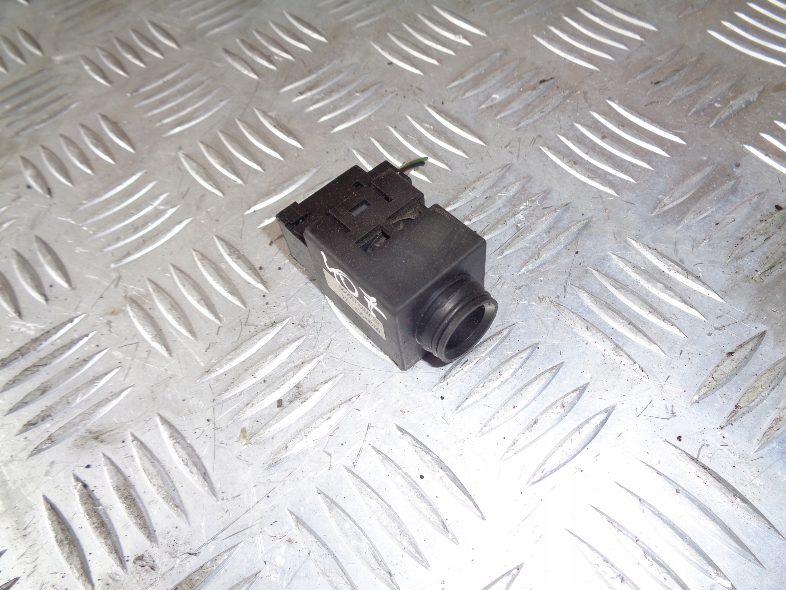 9646573380 - ДАТЧИК ТЕМПЕРАТУРИ PEUGEOT 407 04-