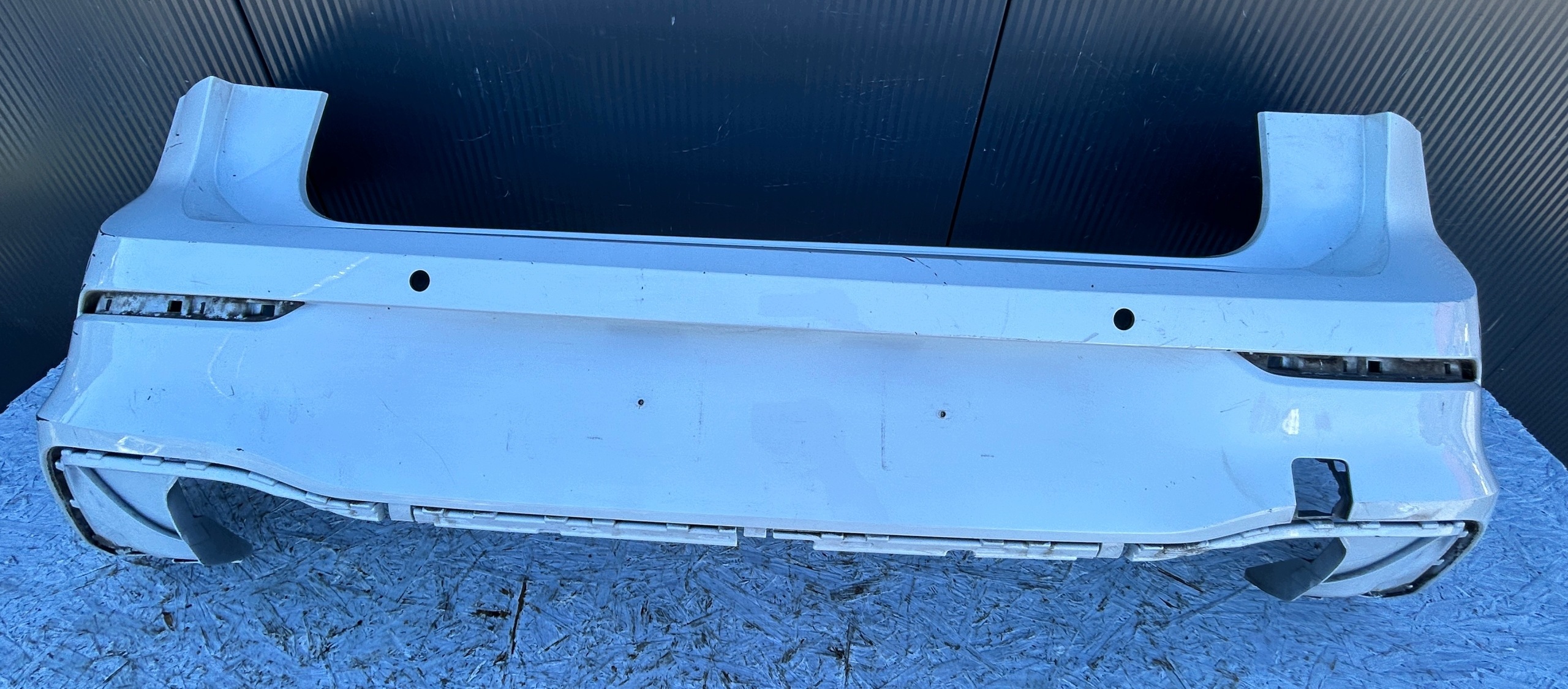 Stoßstange heck hinten VW GOLF VIII HB PDC
