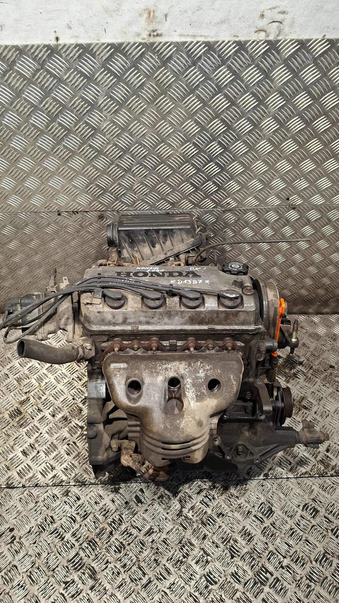 engine unprotected pillar HONDA LOGO 1.3 D13B7