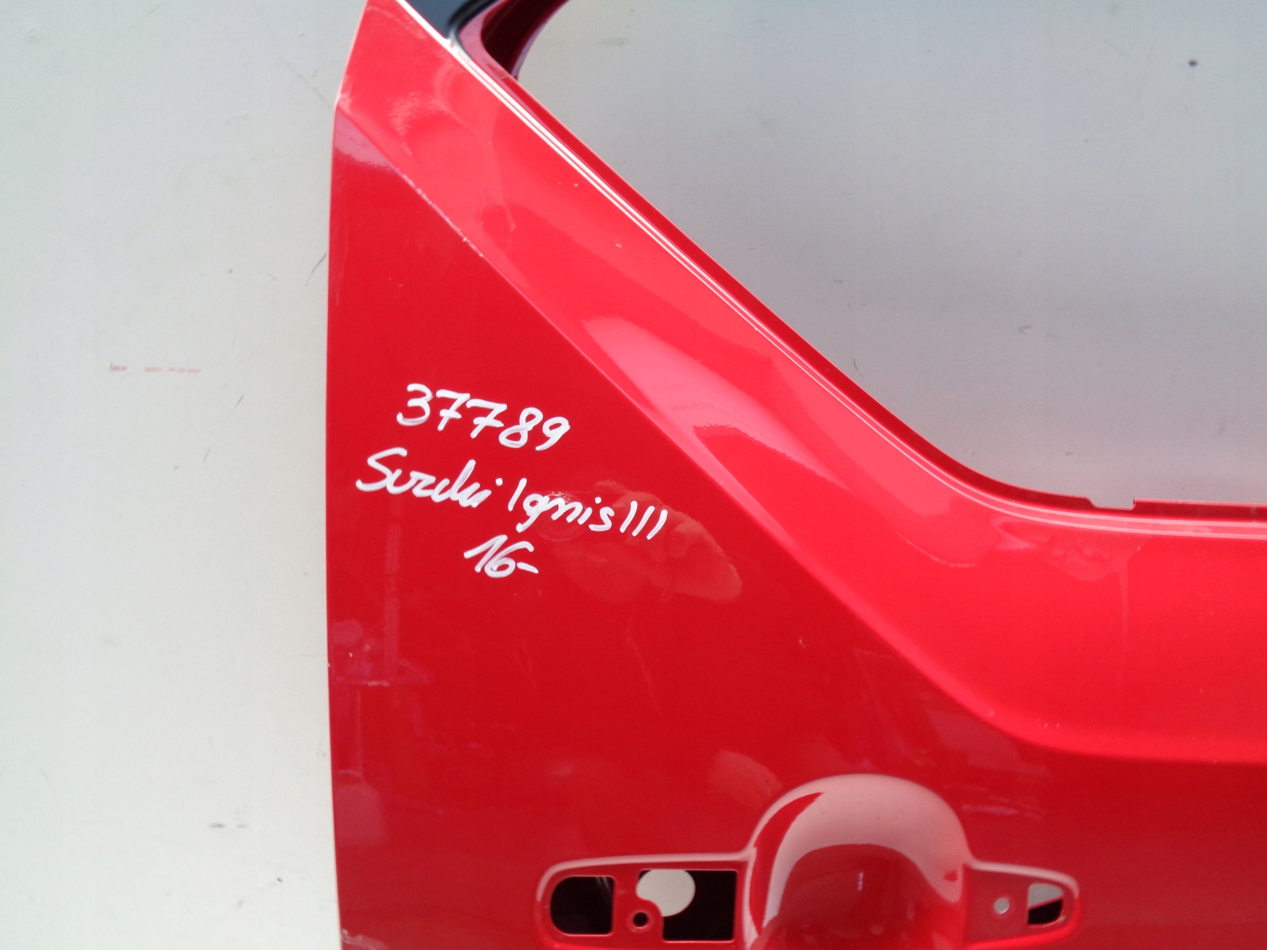 door right rear. SUZUKI IGNIS III 16- NR 37789