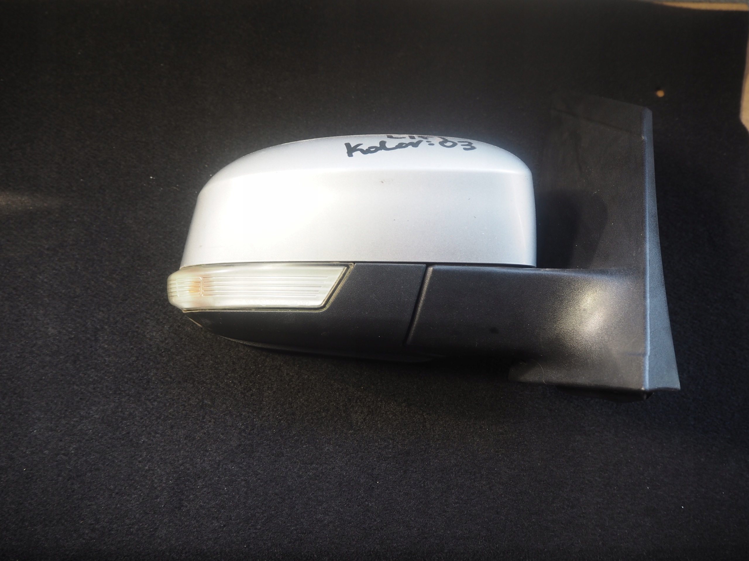 FORD FOCUS MK2 08-11R LIFT LUSTERKO PRAWE KOLOR 03 Typ samochodu Samochody osobowe