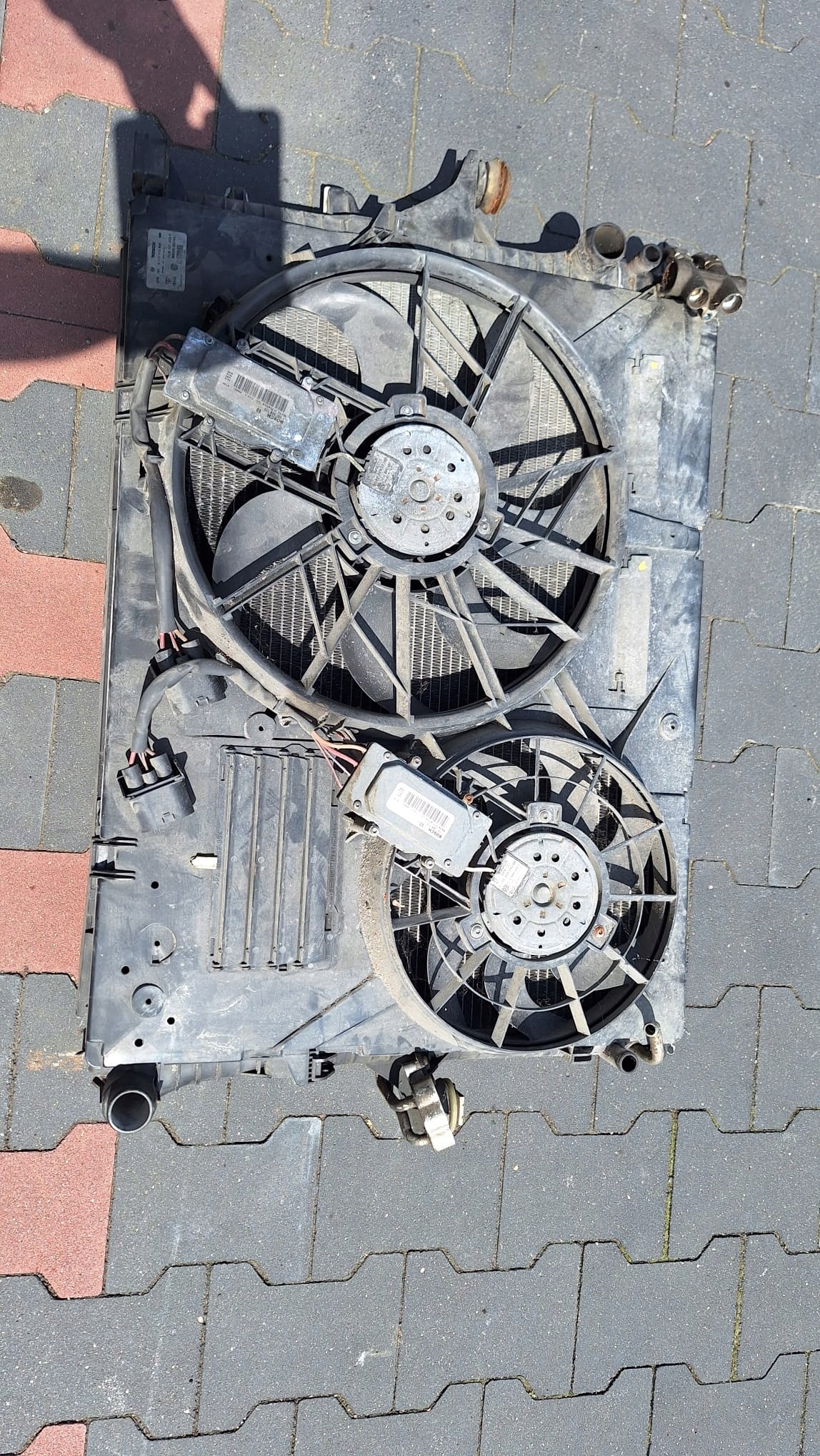 chladiče ventilátor VW TOUAREG 2,5TDI