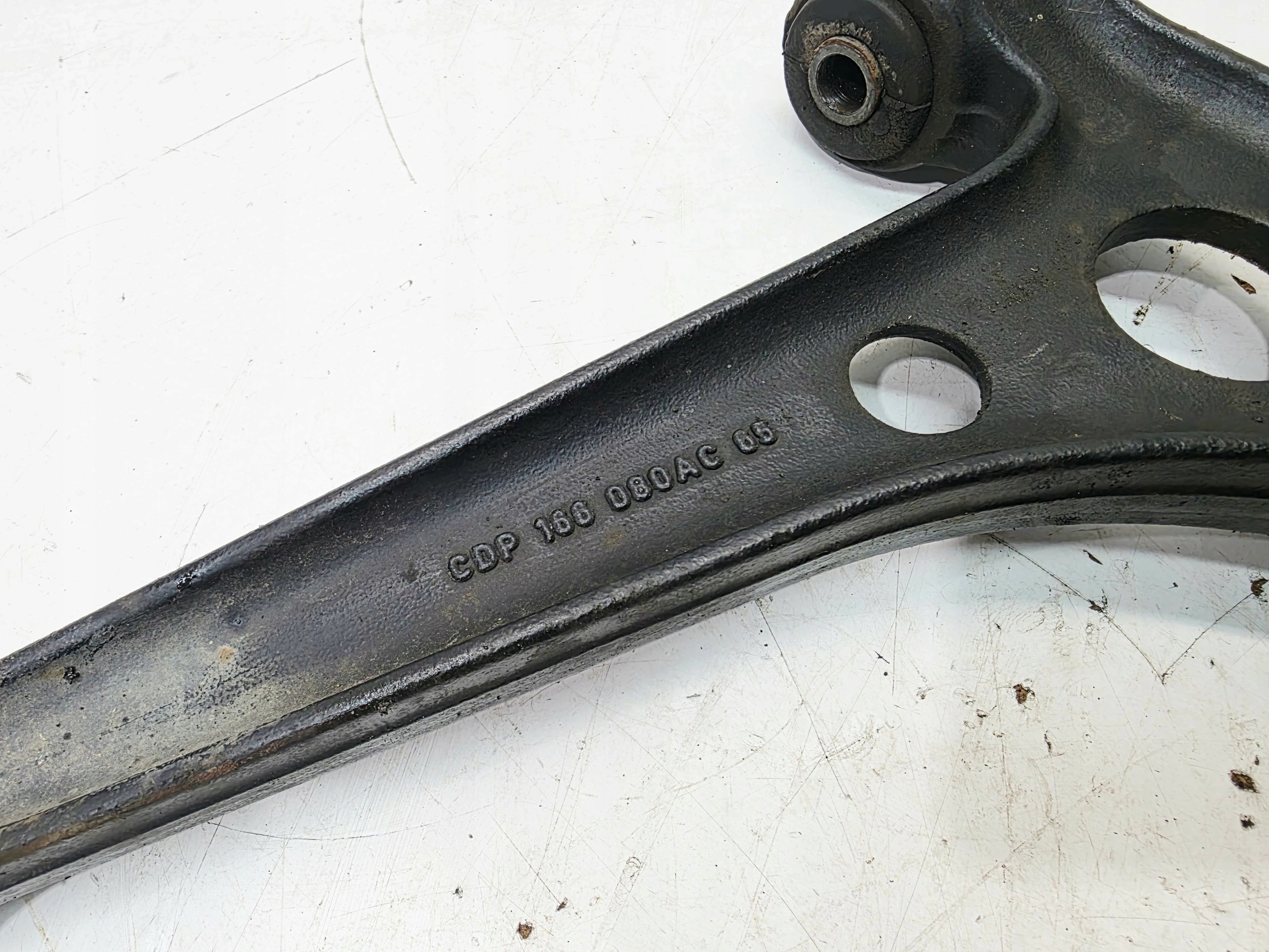 arm right front VOLKSWAGEN SHARAN II 7M0407152B