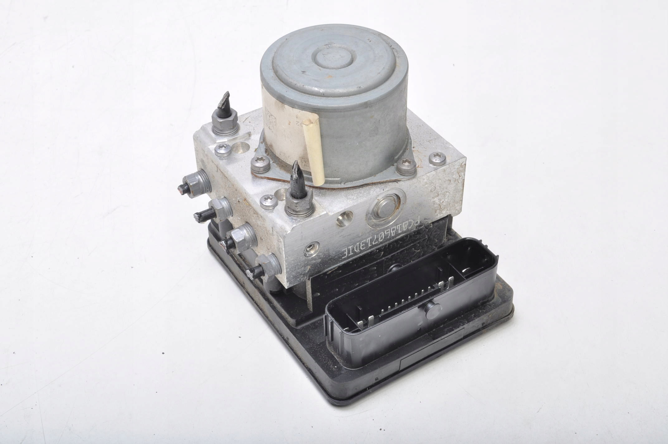 RENEGADE 1.0 T РЕСТАЙЛИНГ насос ABS 52122931