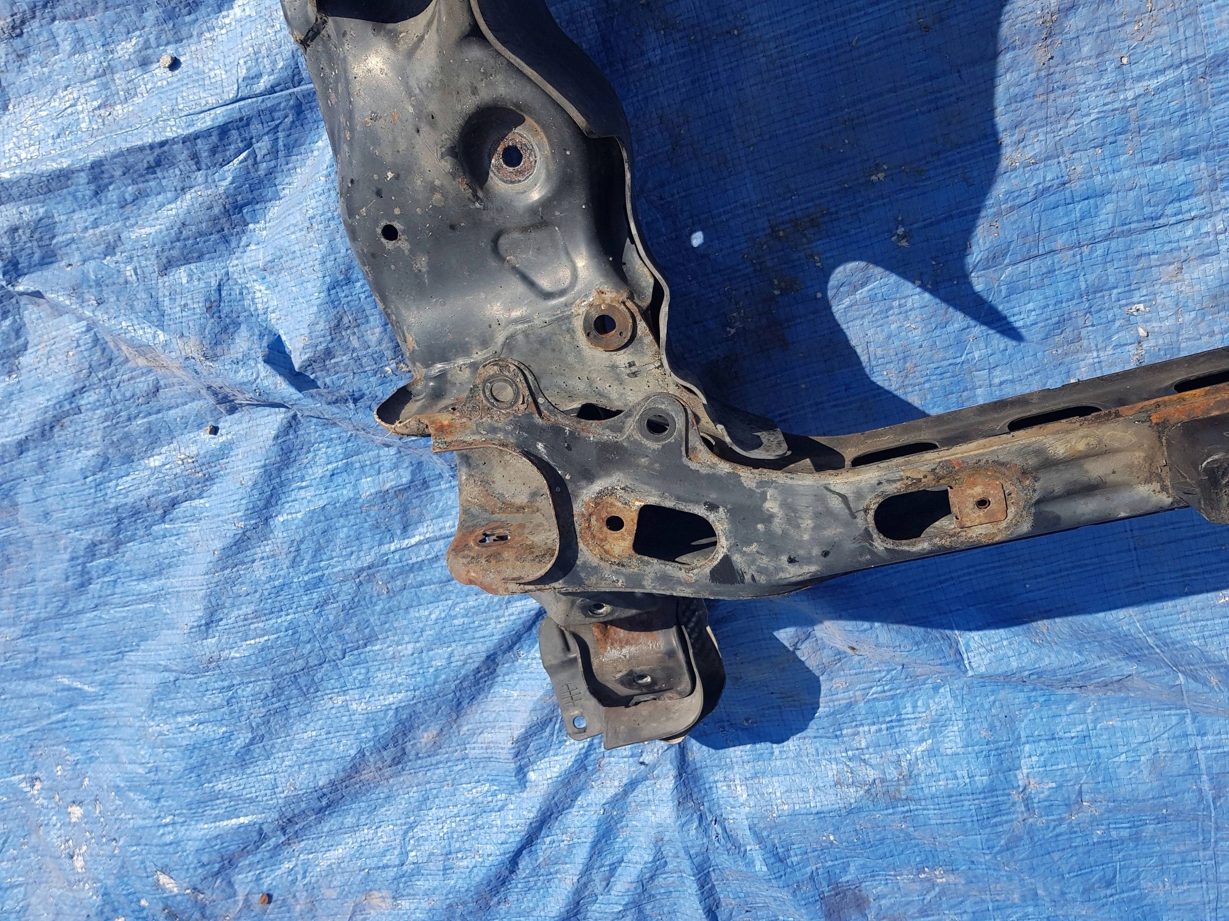 axle beam subframe axle beam sider front of the engine MERCEDES W221