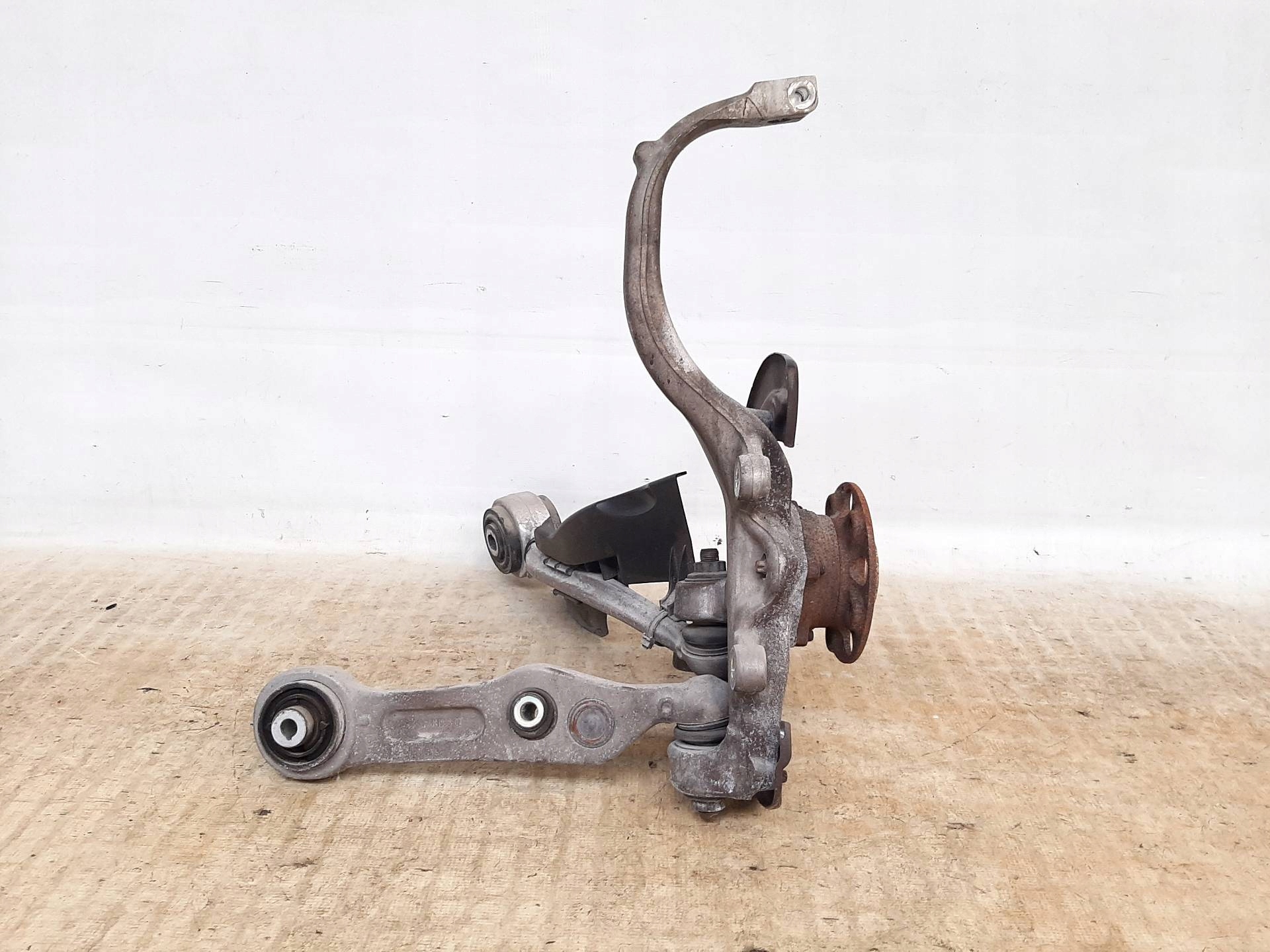 Цапфа Перед Права Важеля Підвіска Mercedes СЛ R231