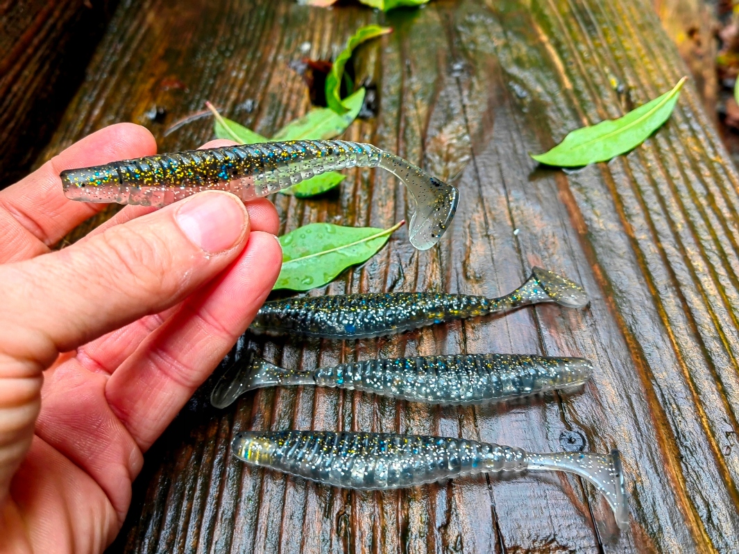 8 szt. Kopyto Armord Shad Damiki 10.2 cm 6g Zander