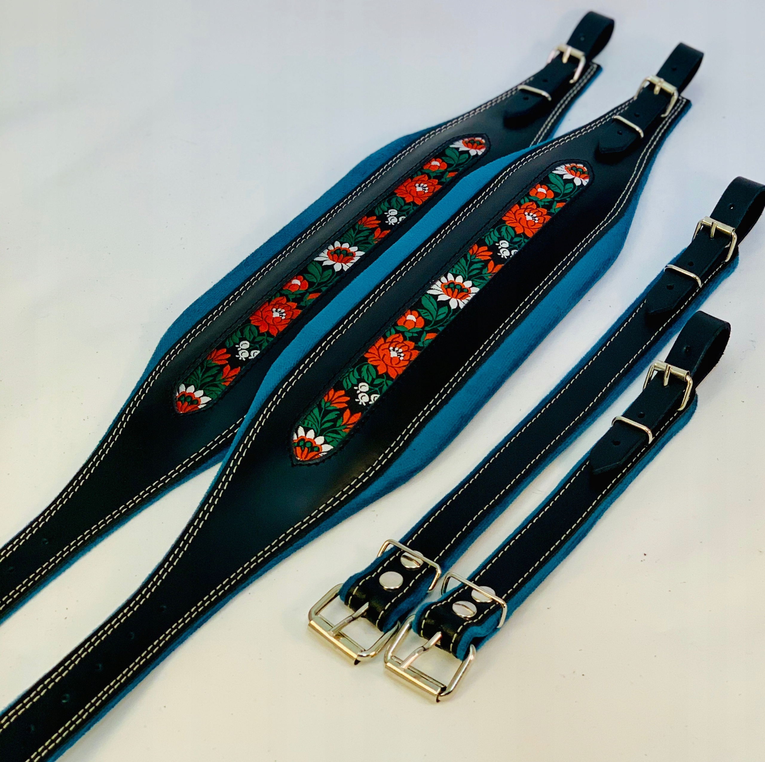 Pásky akordeon Pro 60/80 basů, kůže 9,2 cm