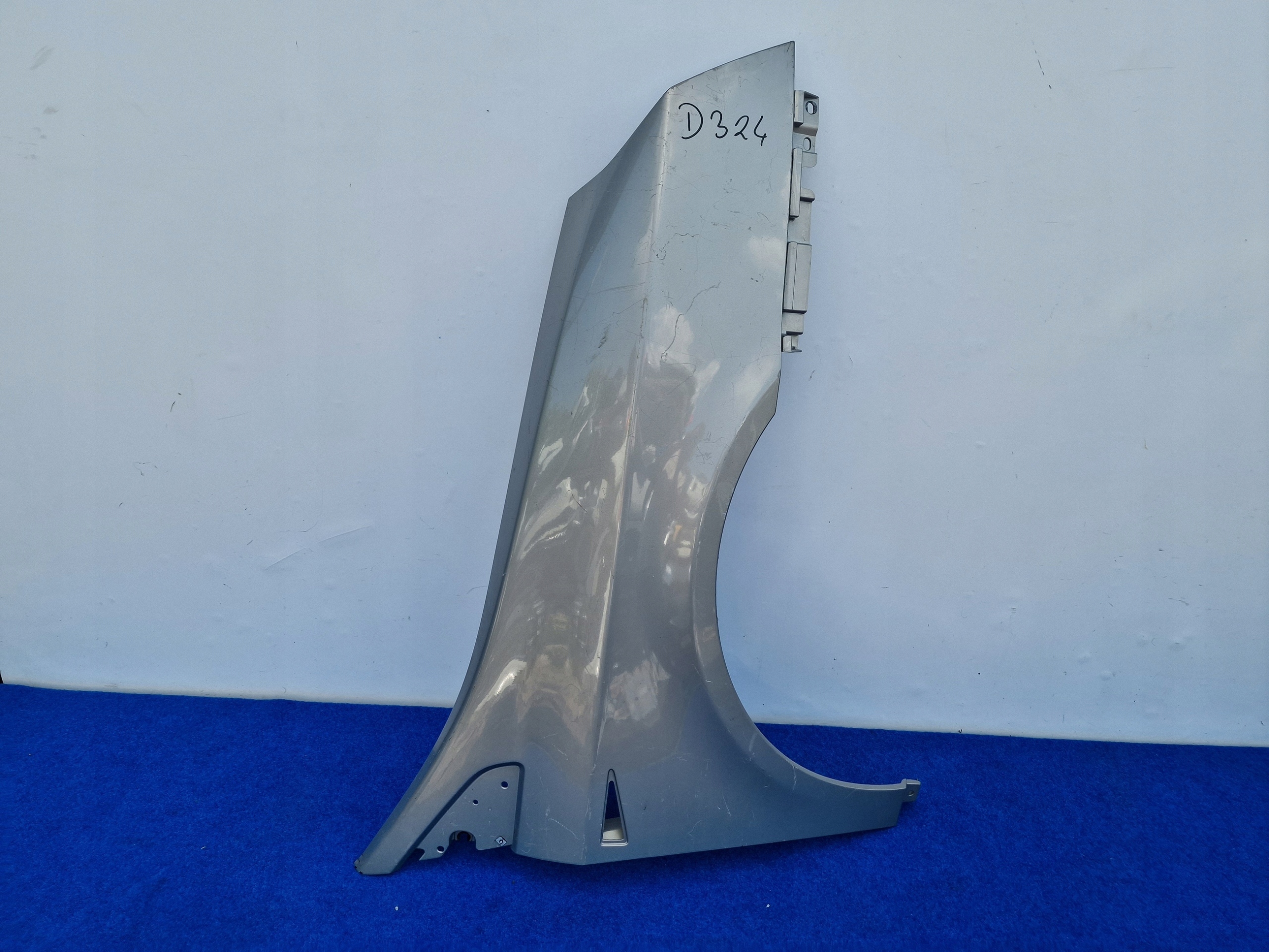 RENAULT VEL SATIS right fender front original 8200018522 D324