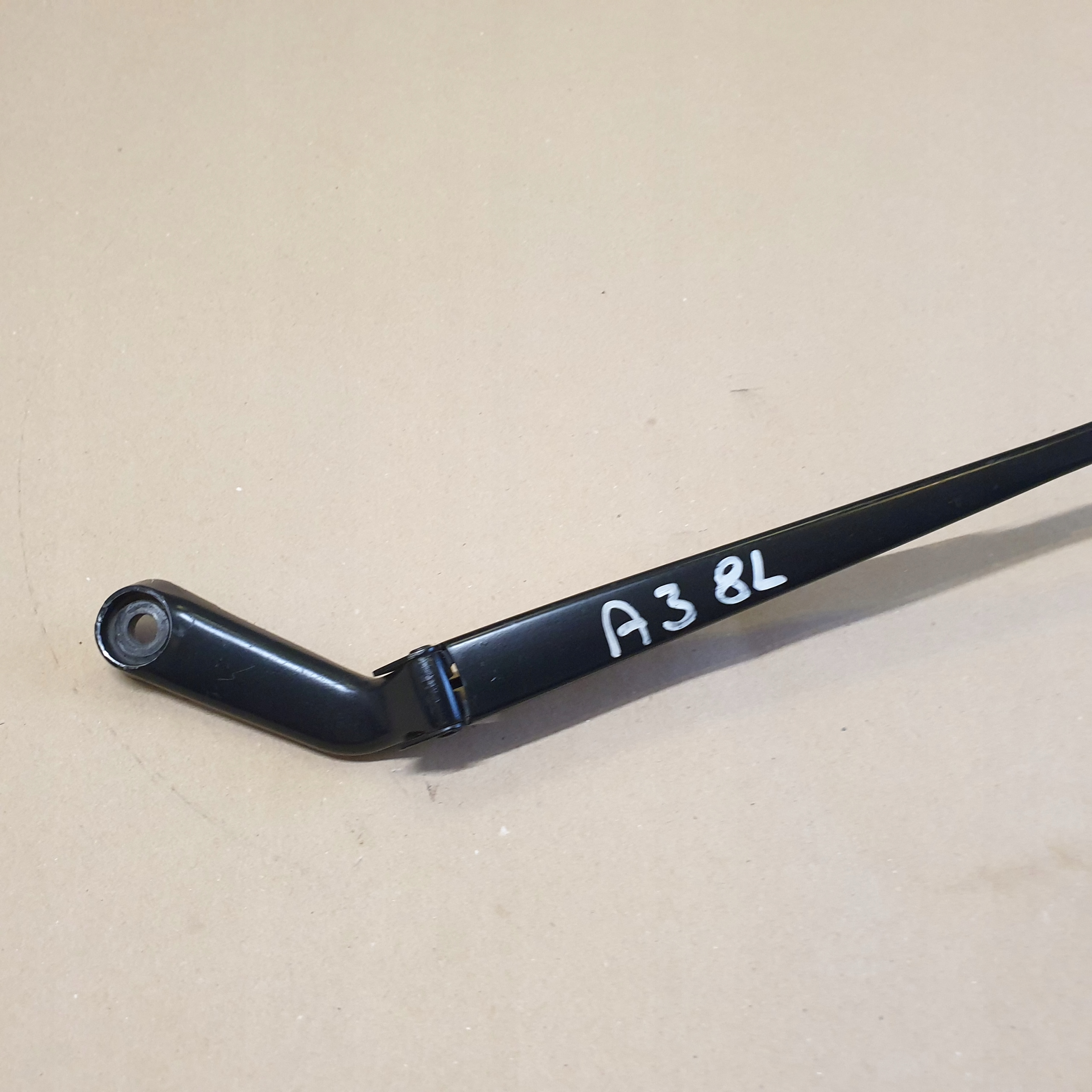wiper arm right front VW GOLF IV AUDI A3 EU OE