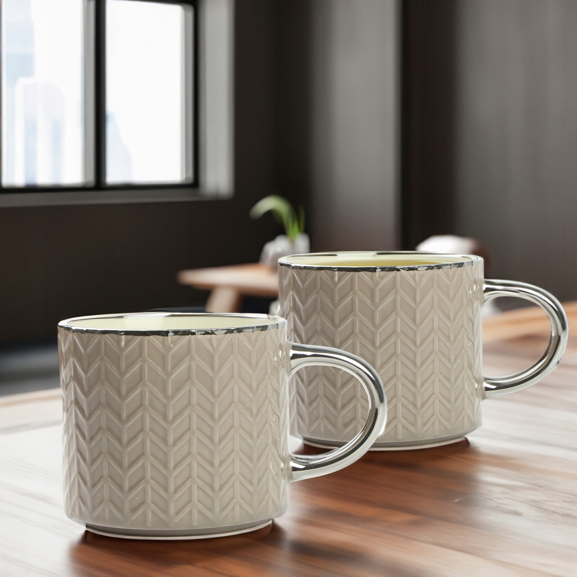 KUBEK PORCELANOWY DO KAWY HERBATY WZÓR SWETEREK 470ML ZE SREBRNYM UCHEM