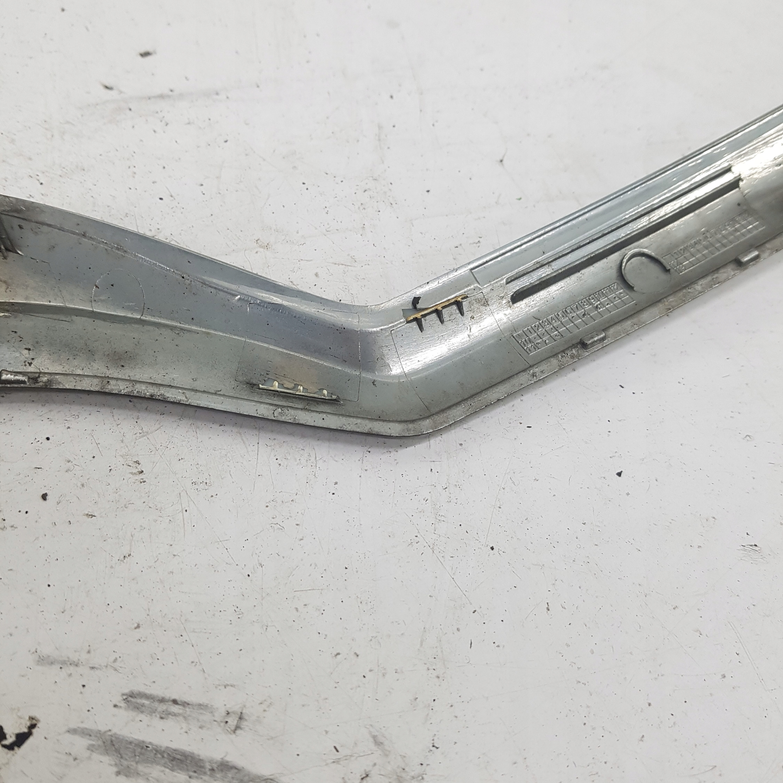 moulding GRILLA CITROEN C4 GRAND PICASSO 9673178477