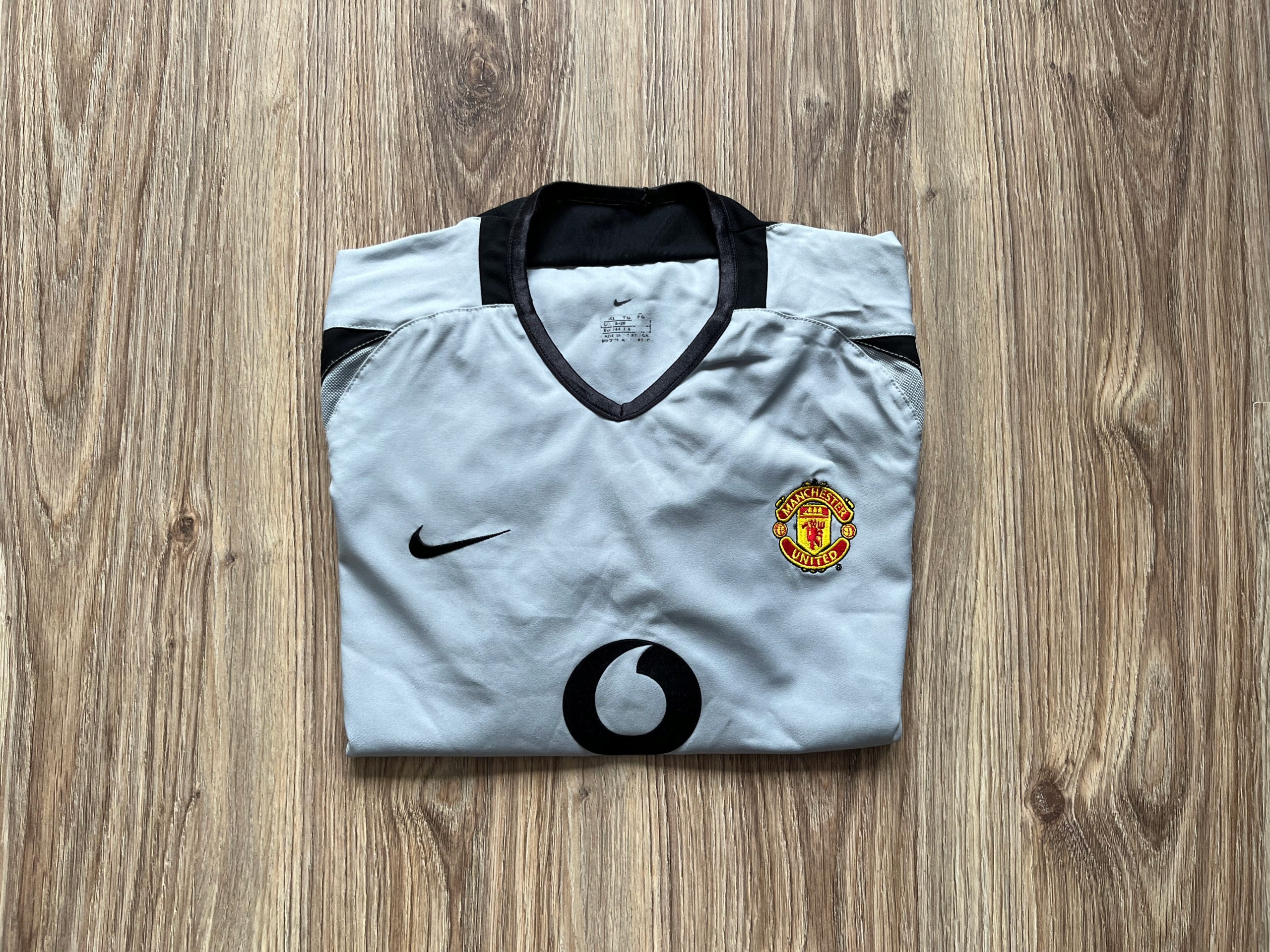 Bluza młodzieżowa NIKE MANCHESTER UNITED, rozm.164 Materiał dominujący poliester