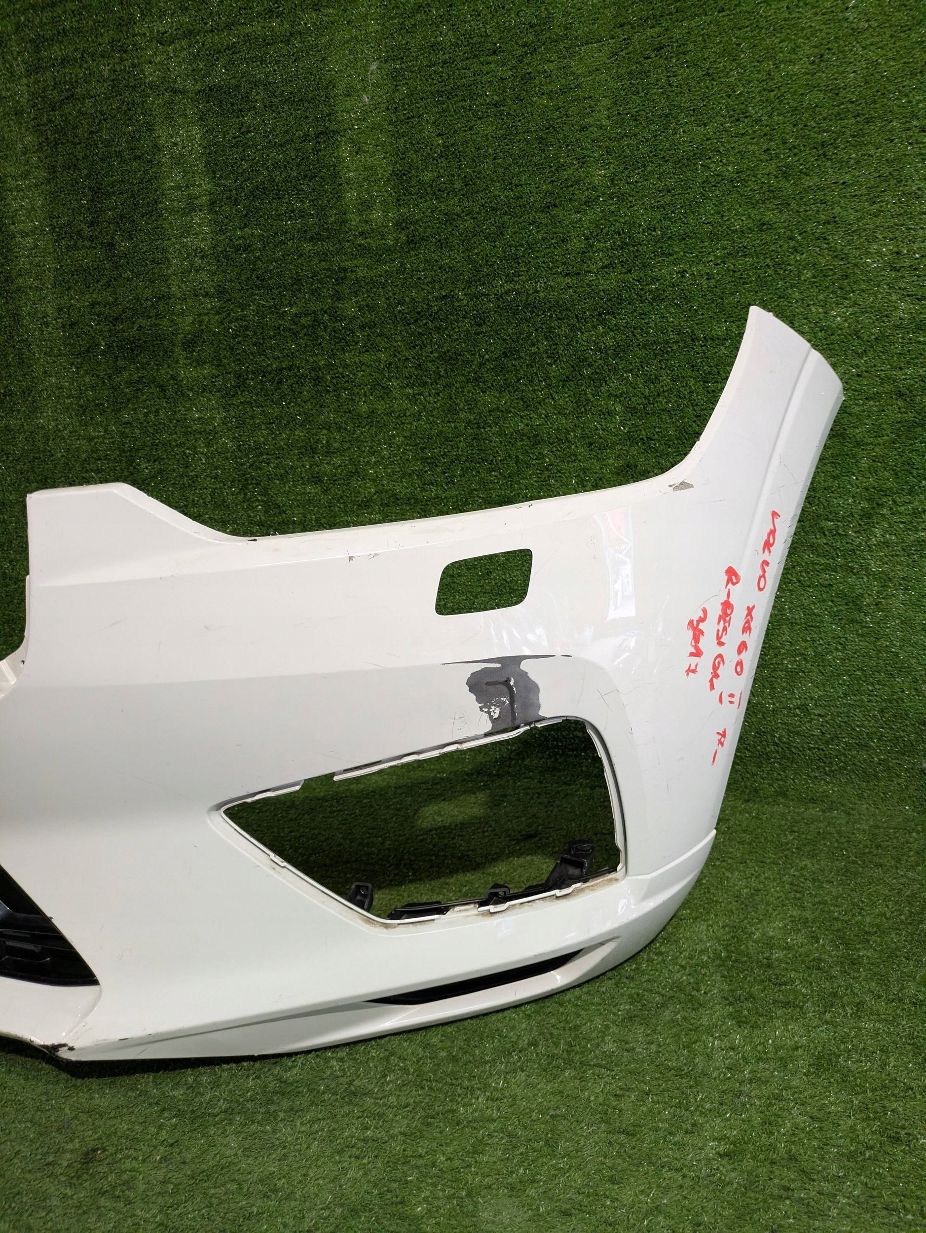 front bumper front VOLVO XC60 II R-design 17- NR.Z3617