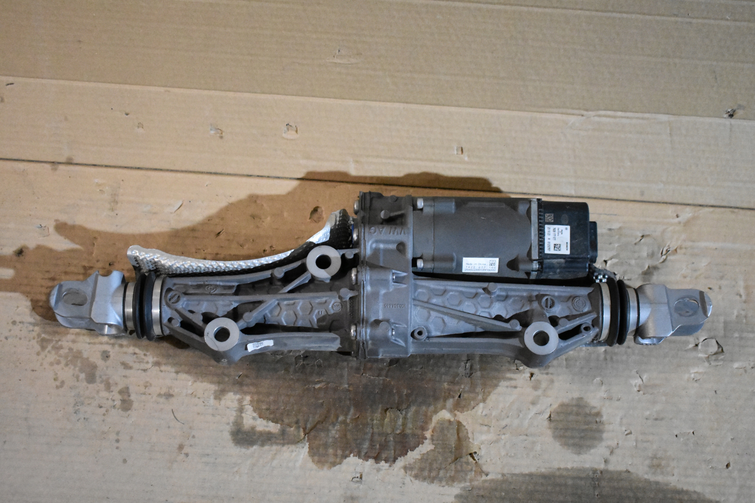 IDEALNA control rear axis SKRETNA AUDI A8 D5 LIFT 1