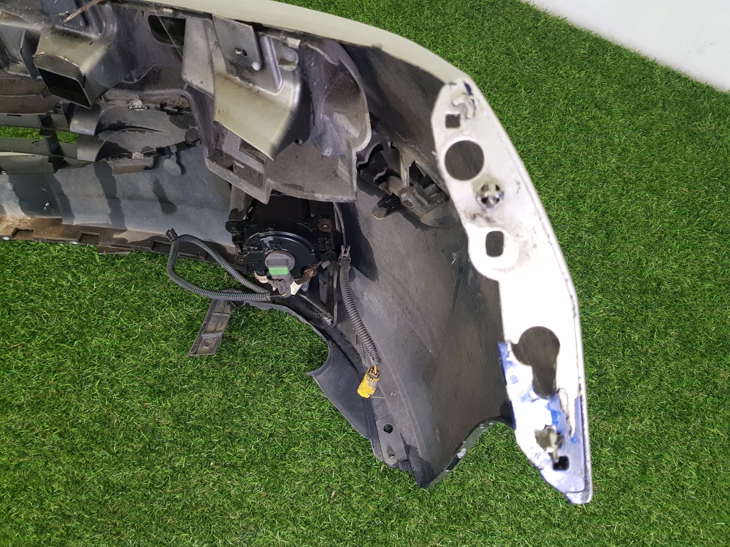 bumper front front PEUGEOT 207 9649581380