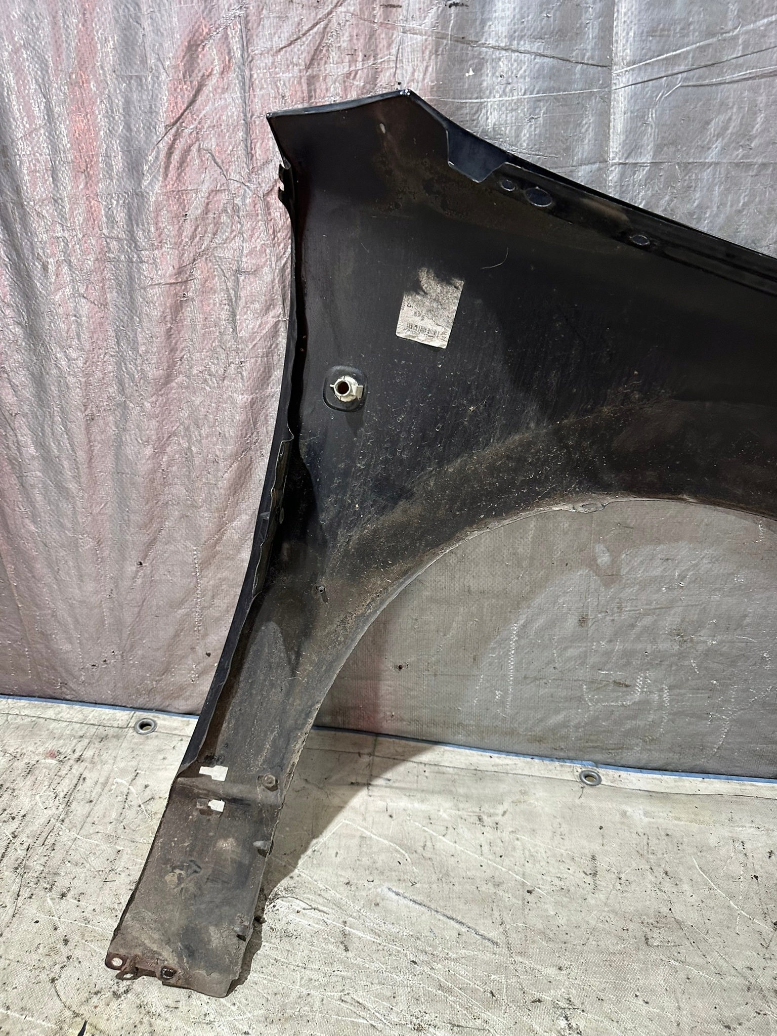 fender left front AUDI A4 B5 LY9B