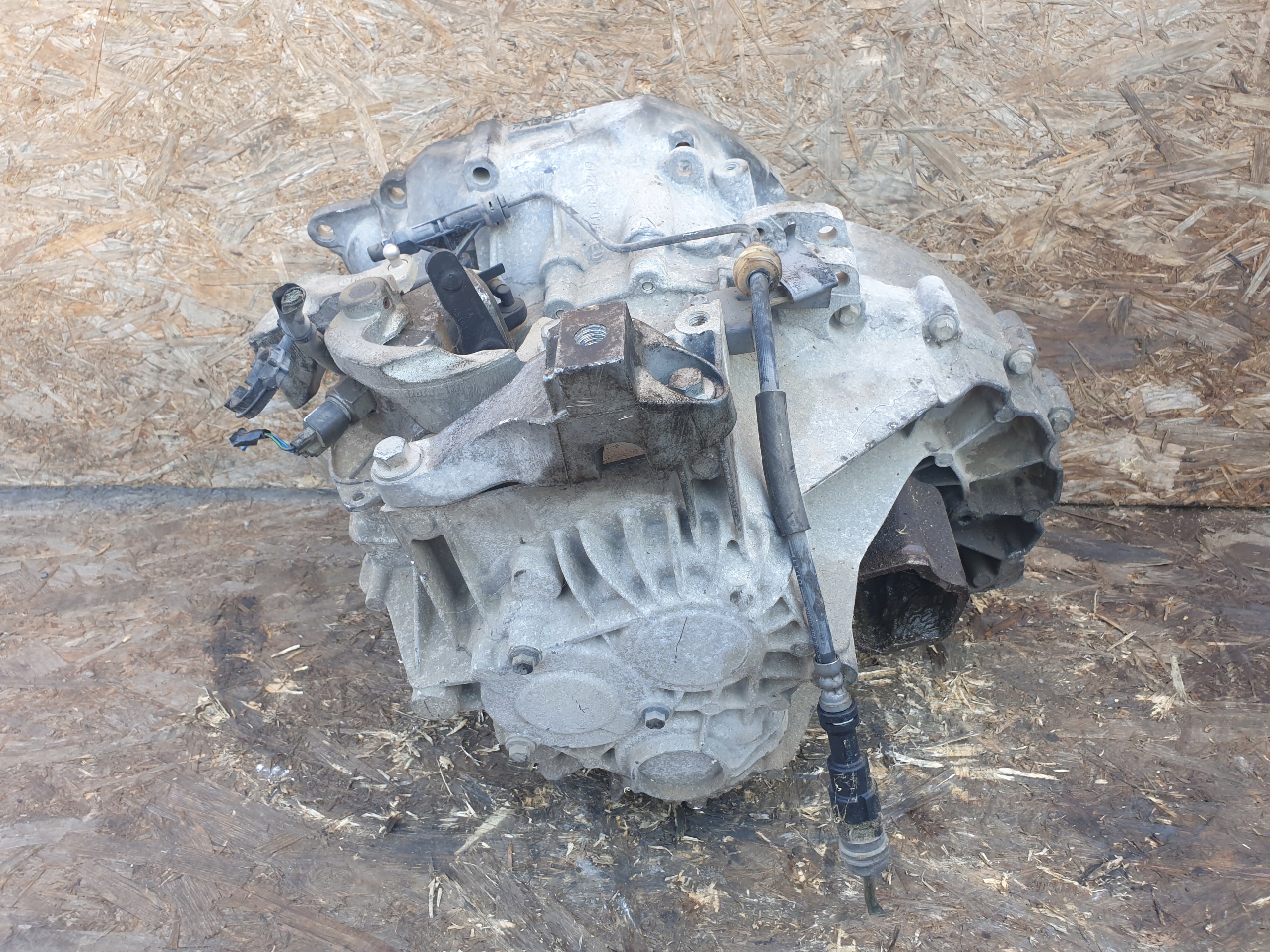 CAMBIO FORD KUGA MK1 6B AV4R-7002-AB