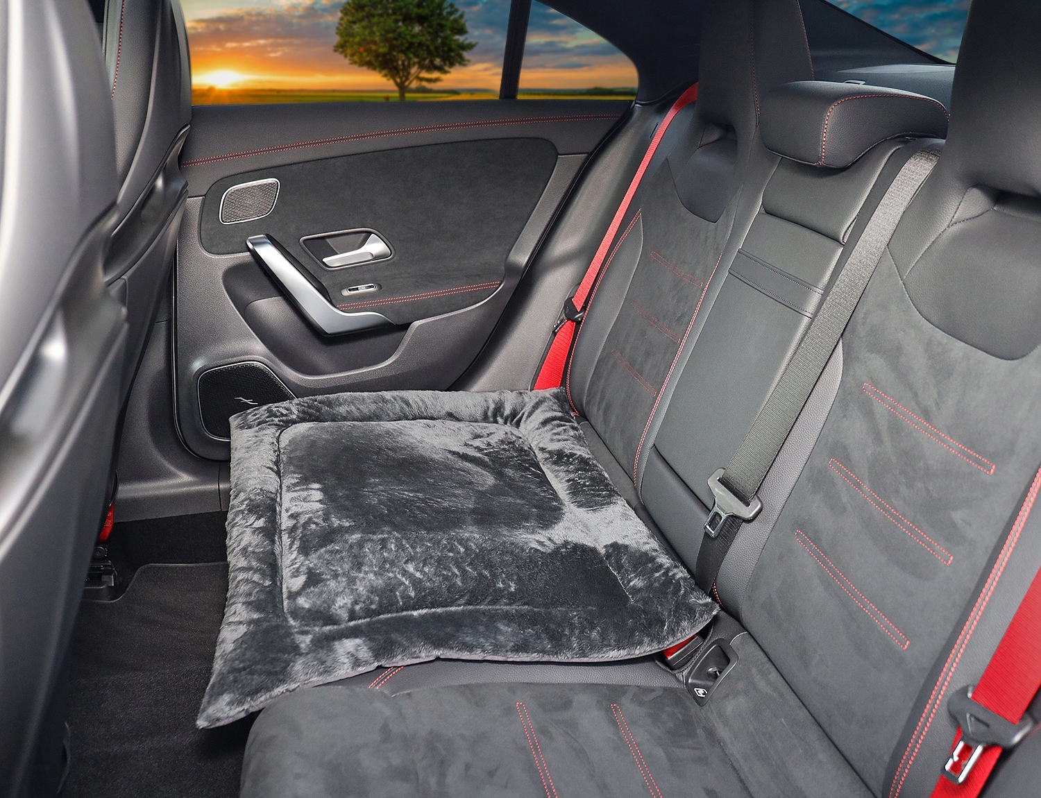 Materac dla psa POLSKI PRODUKT legowisko mata do samochodu klatki Lovedog S Rozmiar S