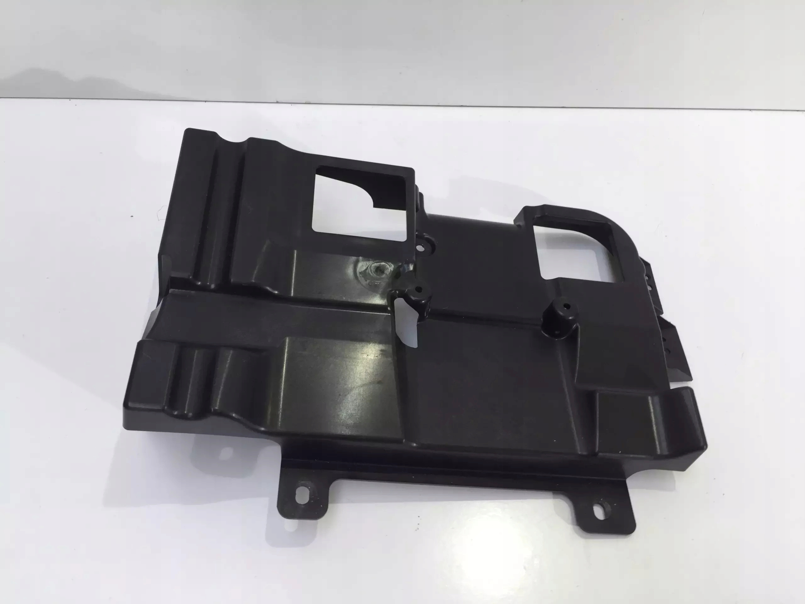 RANGE ROVER SPORT II L494 2019 LIFT OSŁONA RADIA GPLA-130B14-AA