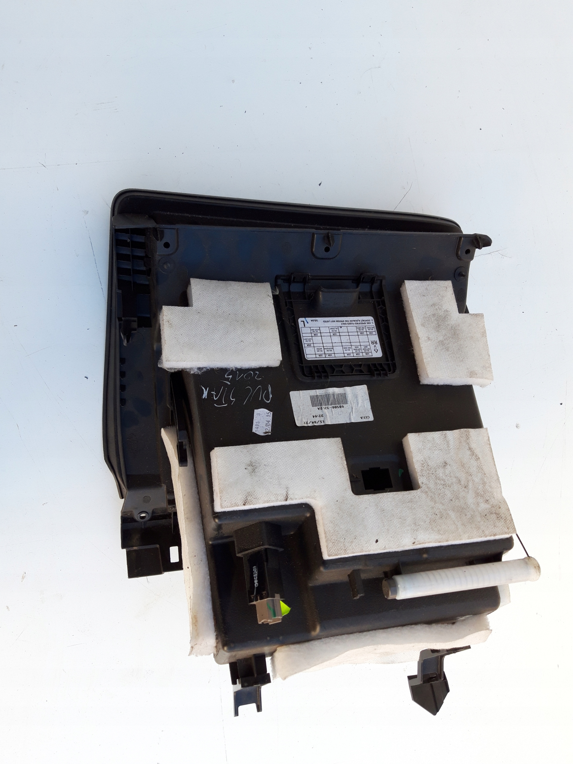 бардачок nissan PULSAR .