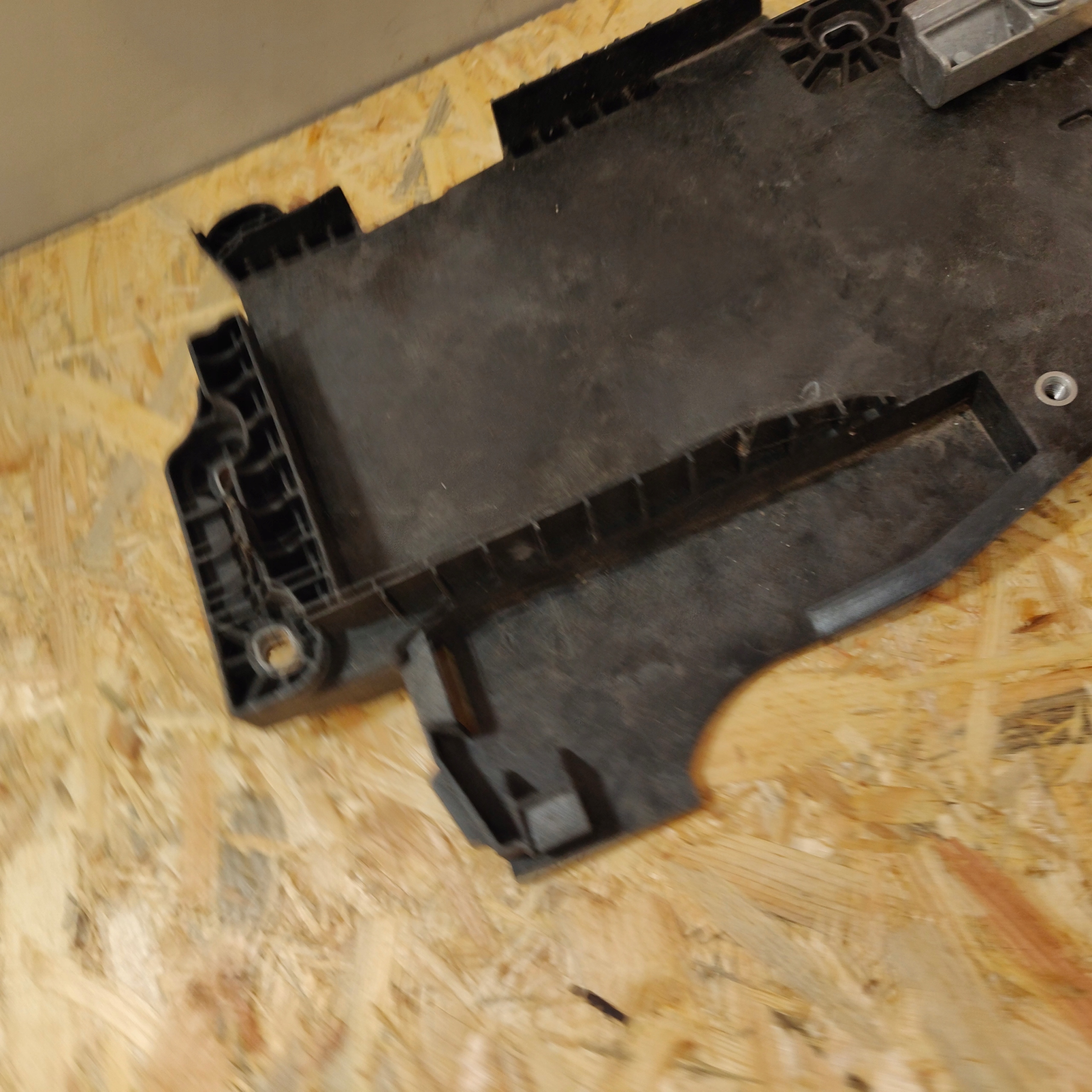 Porta per batteria BMW 7641797