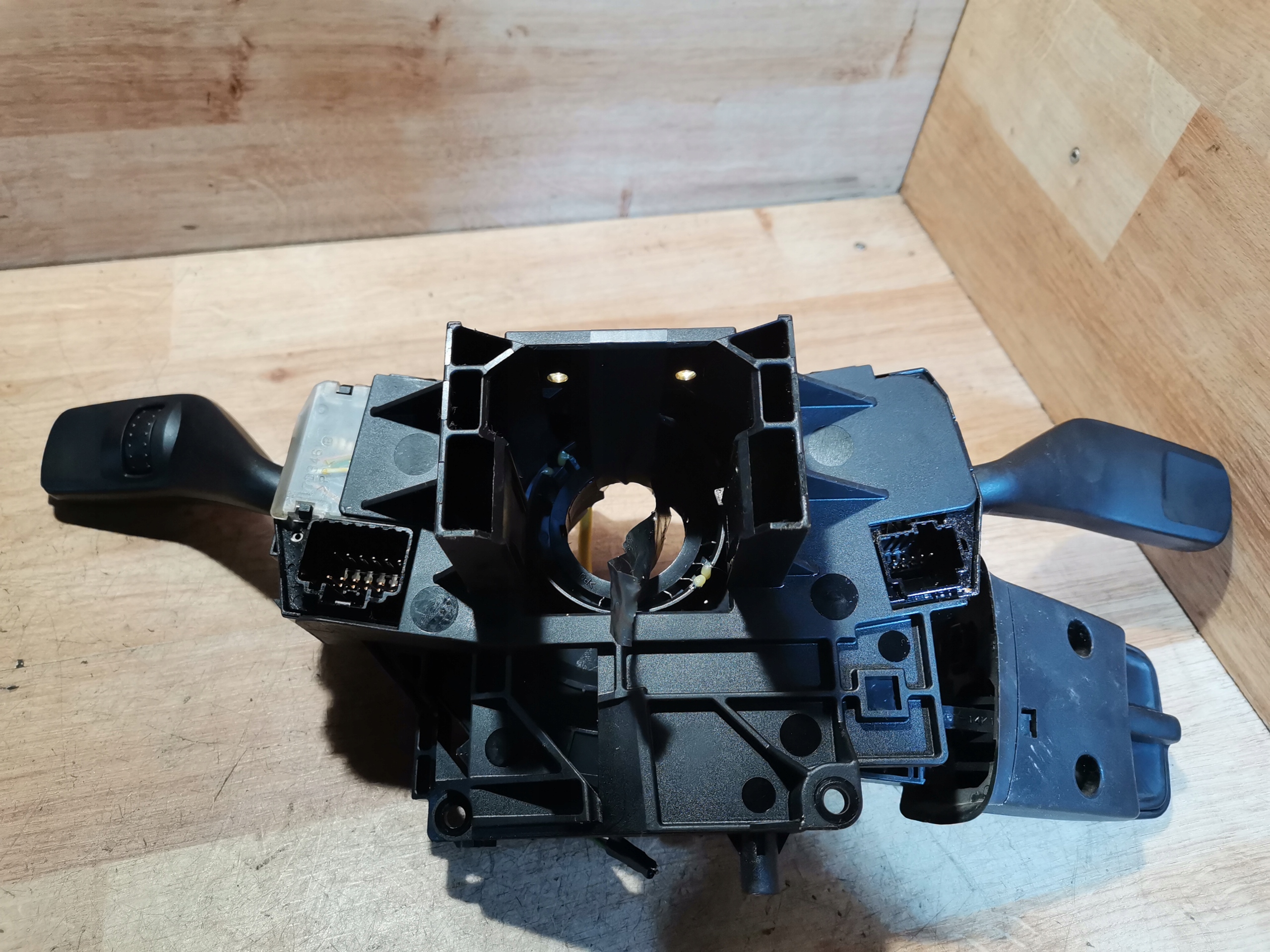 DEVIO LUCI TERGICRISTALLO TERGI FORD FOCUS MK2 4M5T-14A664-AB