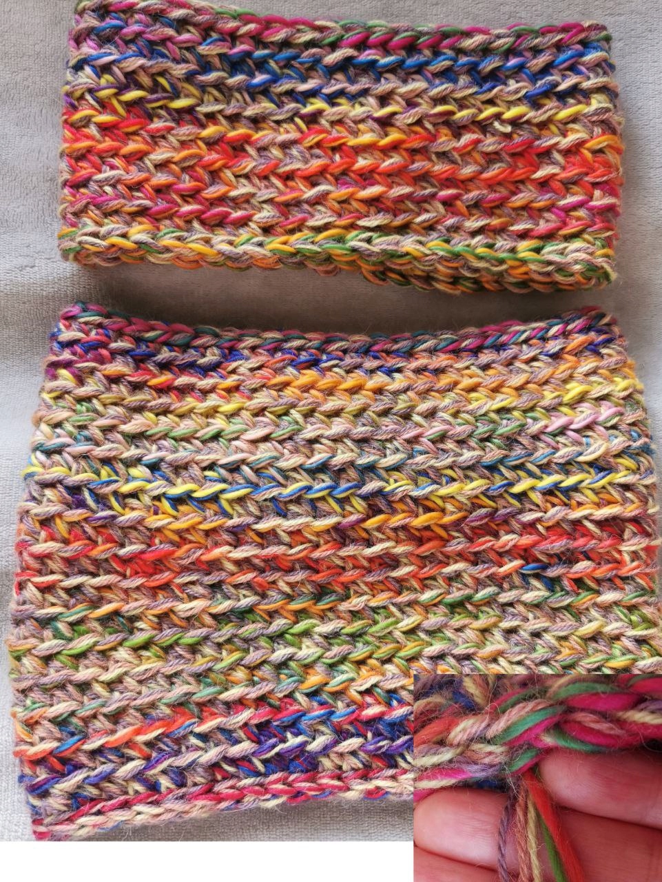 handmade háčkovaná sada čelenek nákrčník