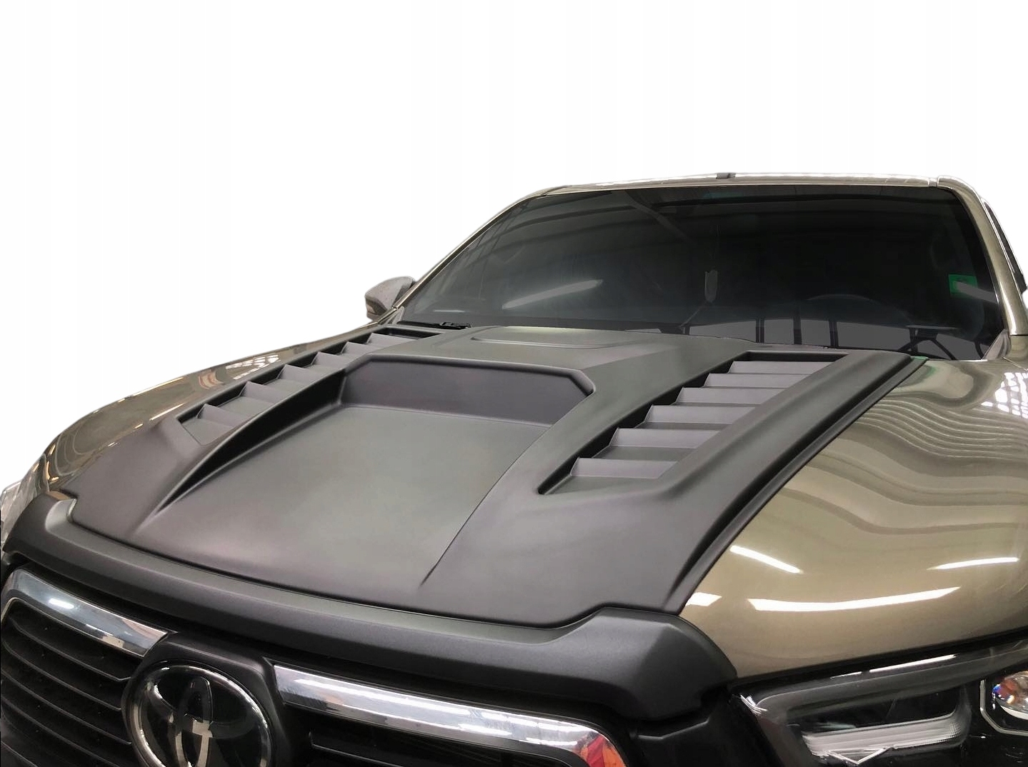 Nakładka na maskę dokładka maski Toyota Hilux