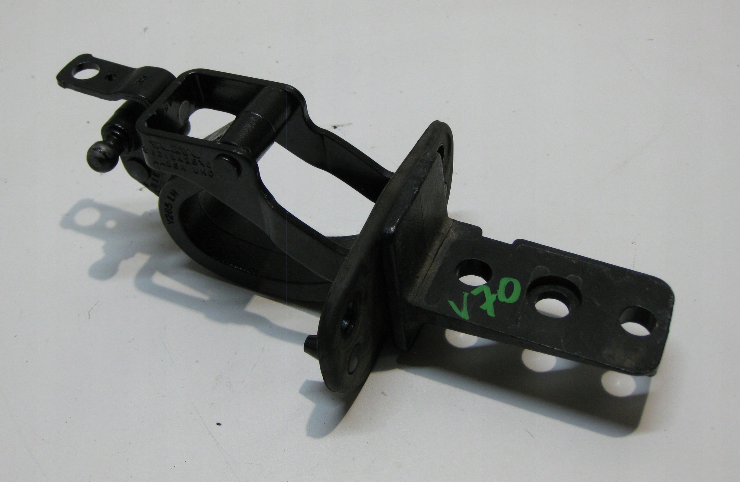 VOLVO V70 2.0 D 09R hinge bonnet boot right rear part 31218425